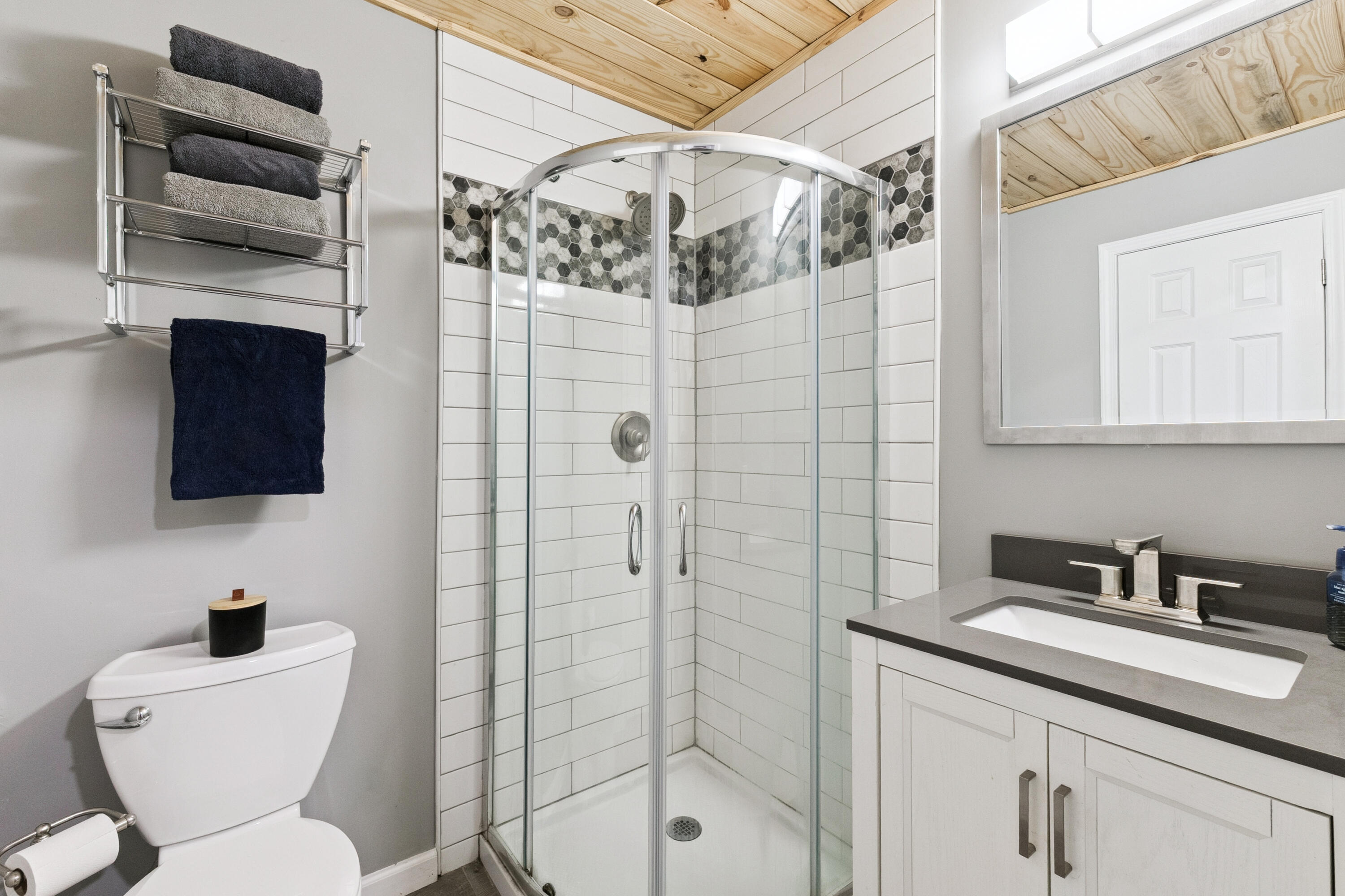 PINES 5TH ADDN - Residential