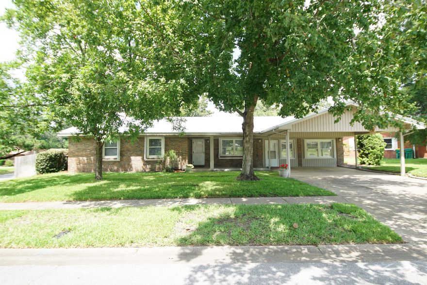 Great, 4 Bedroom, 2 Bath, Central Niceville Home, walking distance to schools.  All Brick, new metal roof and retractable hurricane shutters for ease of maintenance and peace of mind. Large back and side yard with a double gate for boater or camper and still plenty of room to play, and a large covered patio for relaxation, and entertaining. Seller will contribute $5,000 towards closing costs.  Home has been well maintained and is move-in ready.  Home also features 2 living room areas, kitchen with breakfast area, large master, and interior work-room and laundry area, and new double pane windows.  Plus, a really great, friendly, quiet, neighborhood.