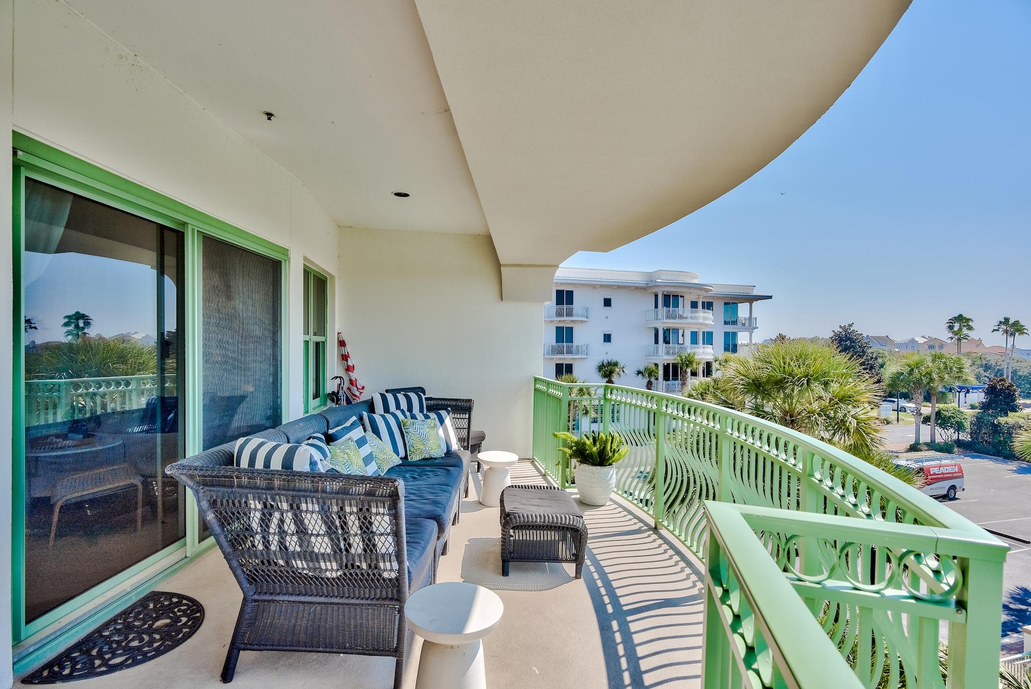 INN AT SEACREST BEACH (THE) - Residential