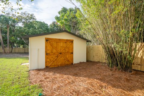 A home in Gulf Breeze