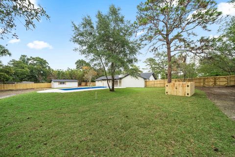 A home in Gulf Breeze