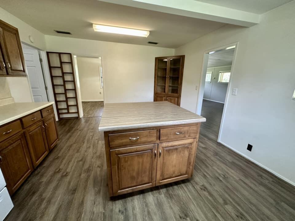 METES & BOUNDS - Residential Lease