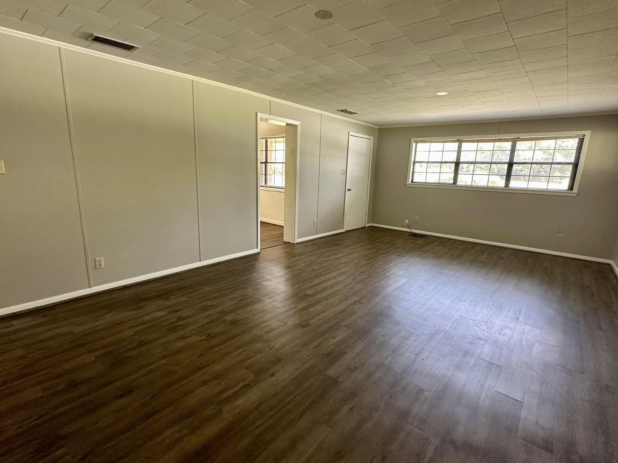 METES & BOUNDS - Residential Lease