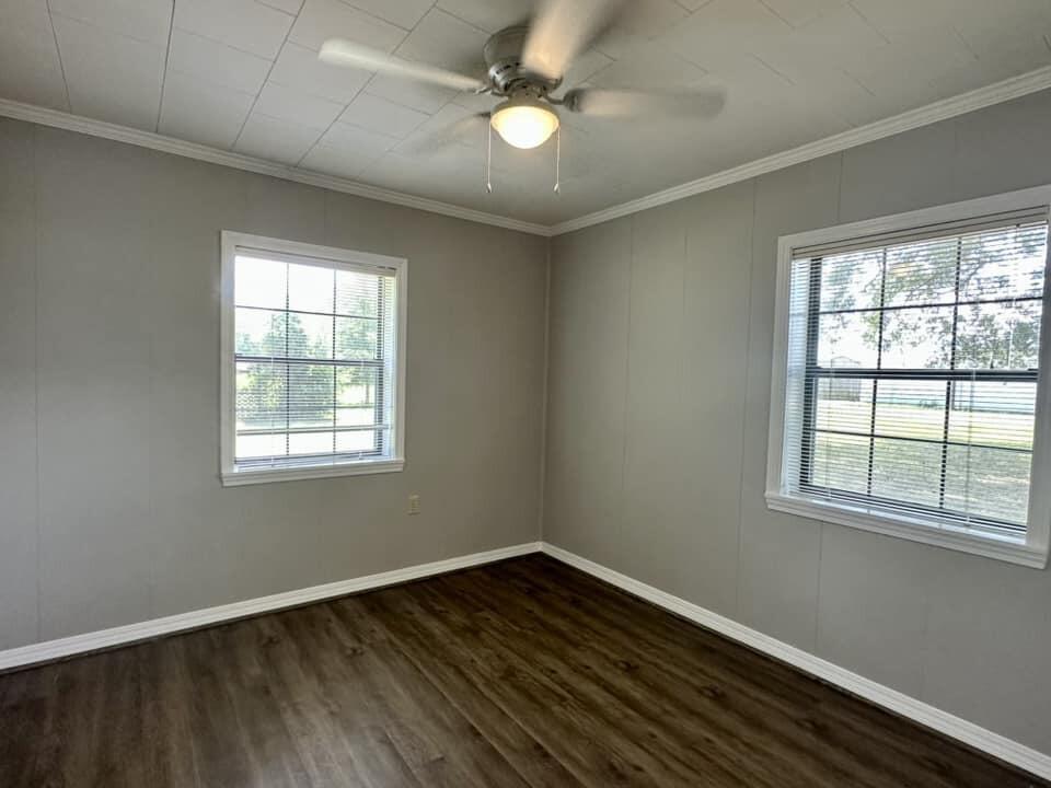 METES & BOUNDS - Residential Lease