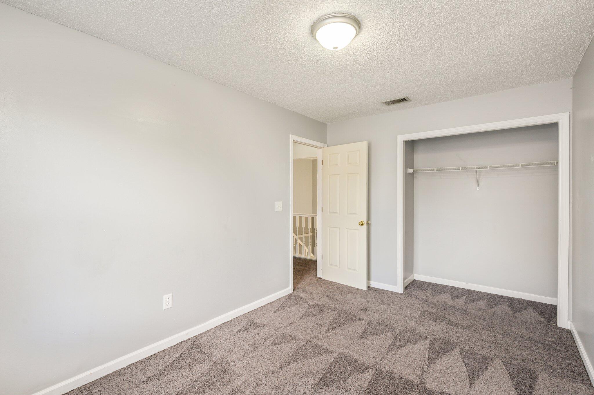 HOLLYROD PARK - Residential