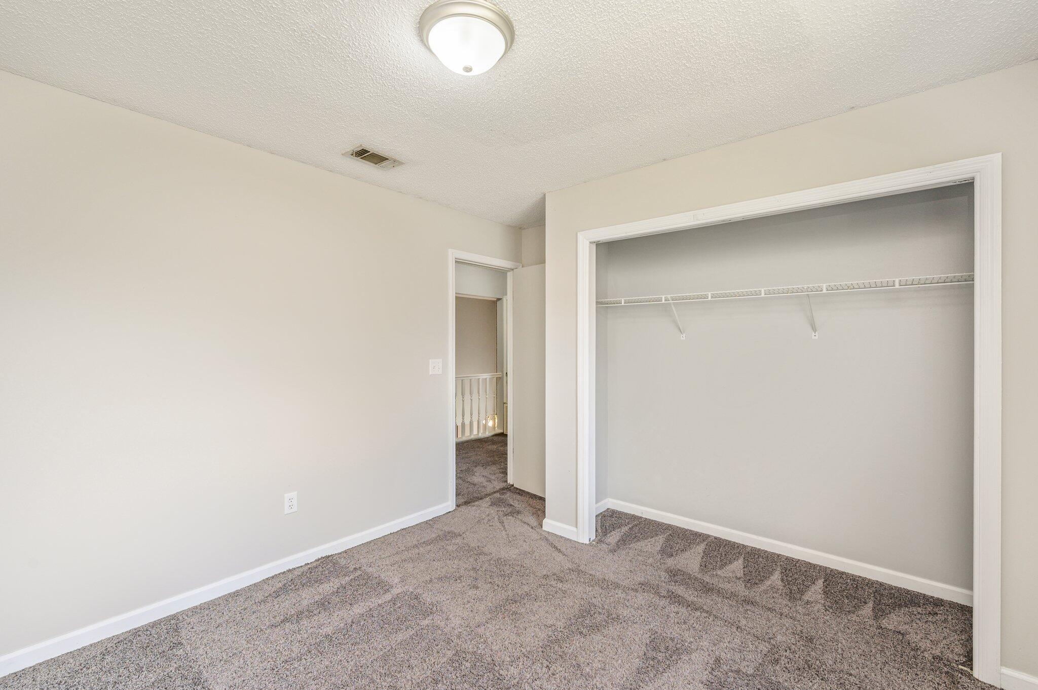 HOLLYROD PARK - Residential