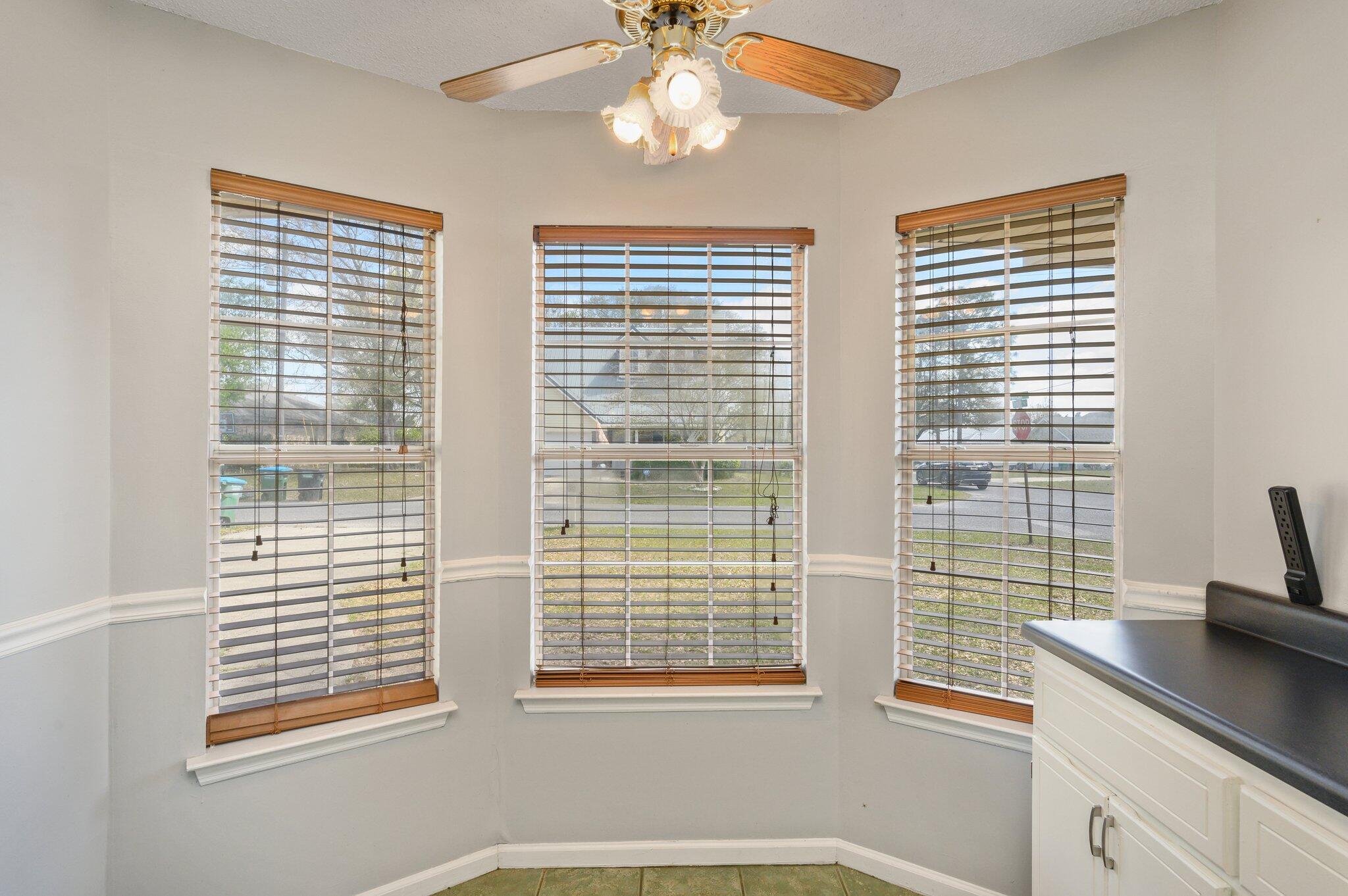 HOLLYROD PARK - Residential