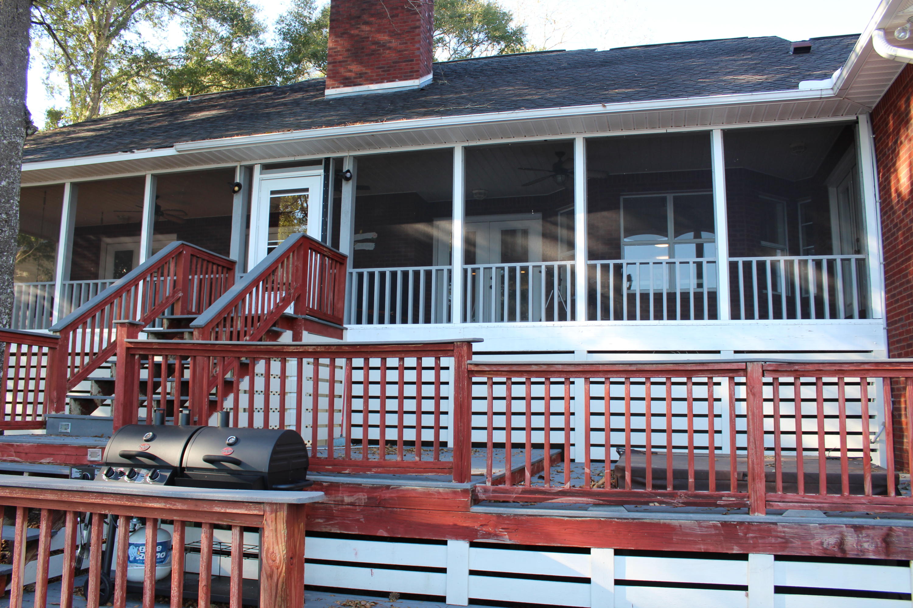 LAKE HOLLEY ESTATES - Residential