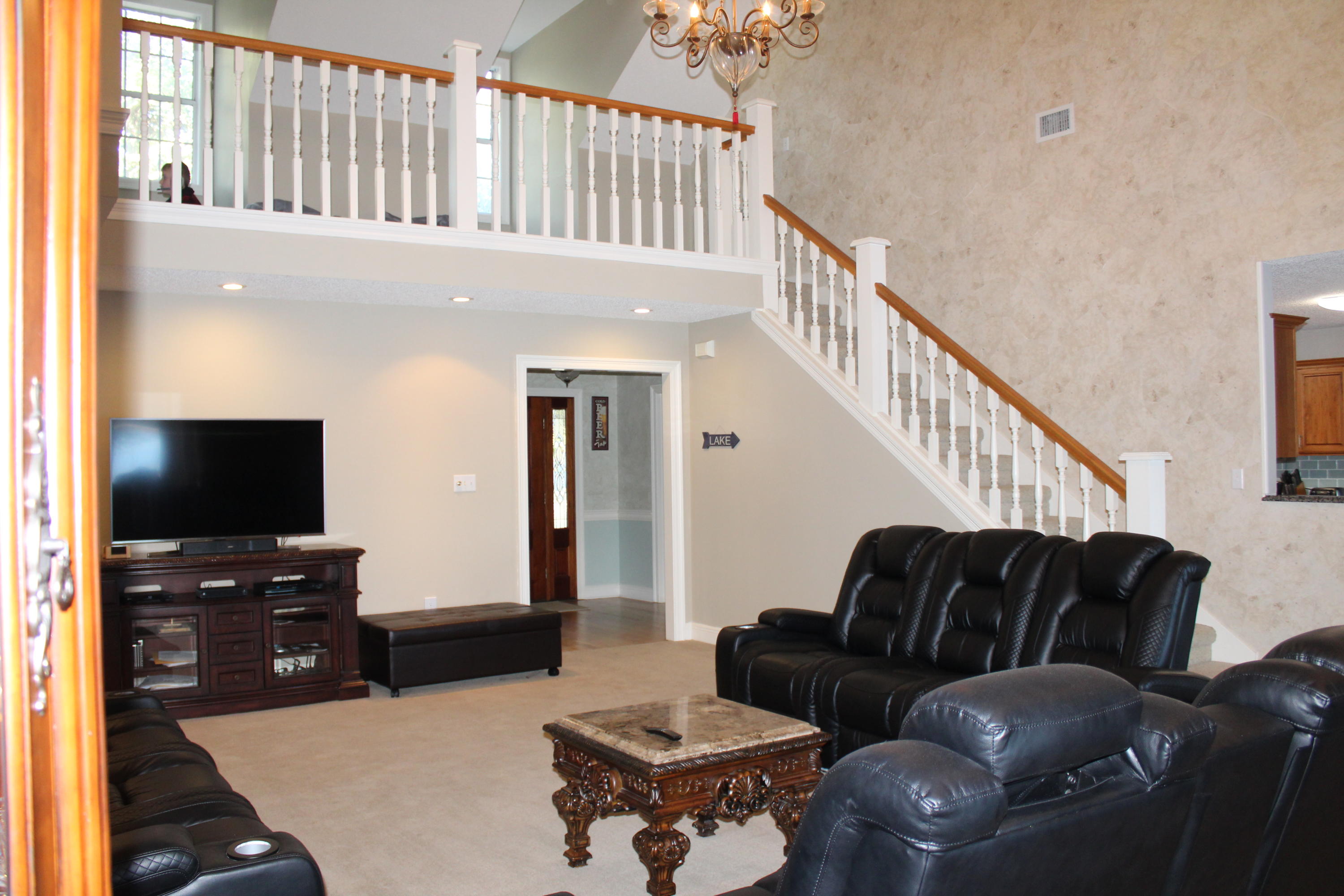 LAKE HOLLEY ESTATES - Residential