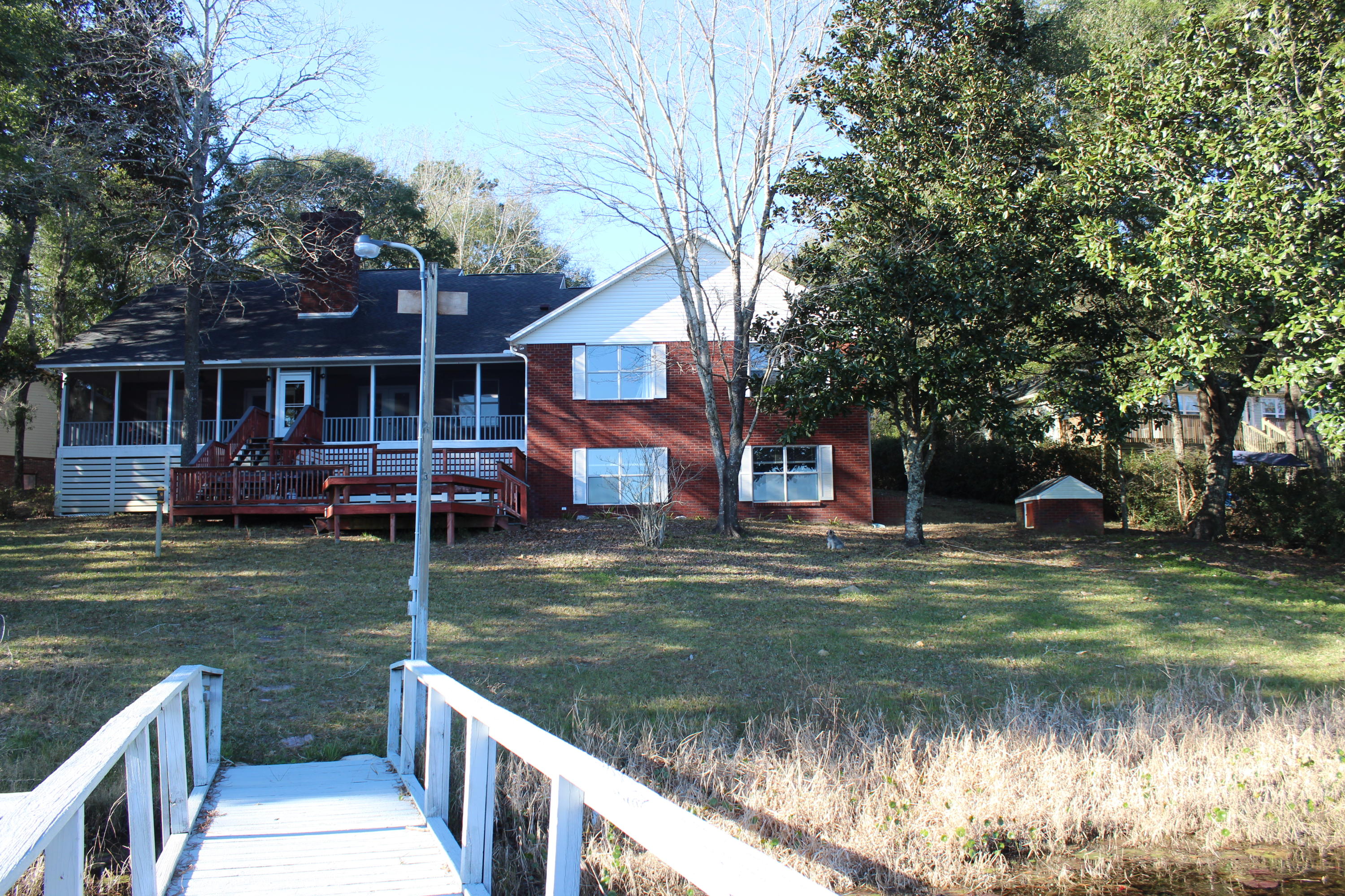 LAKE HOLLEY ESTATES - Residential