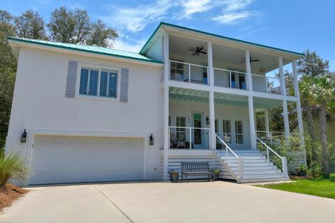 A home in Santa Rosa Beach