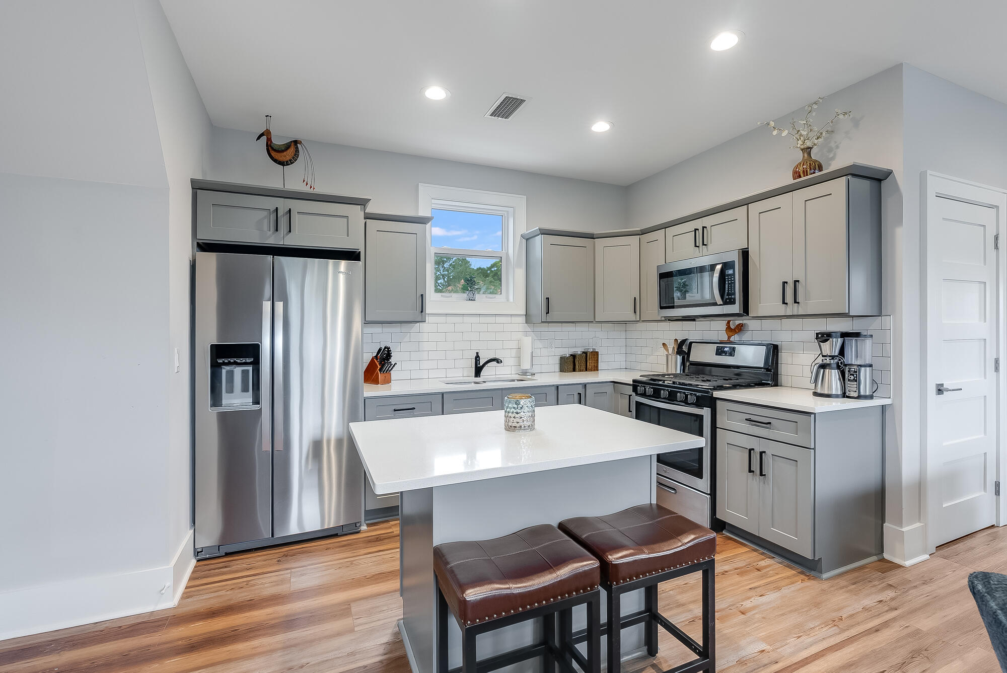 FLAMINGO BEACH - Residential