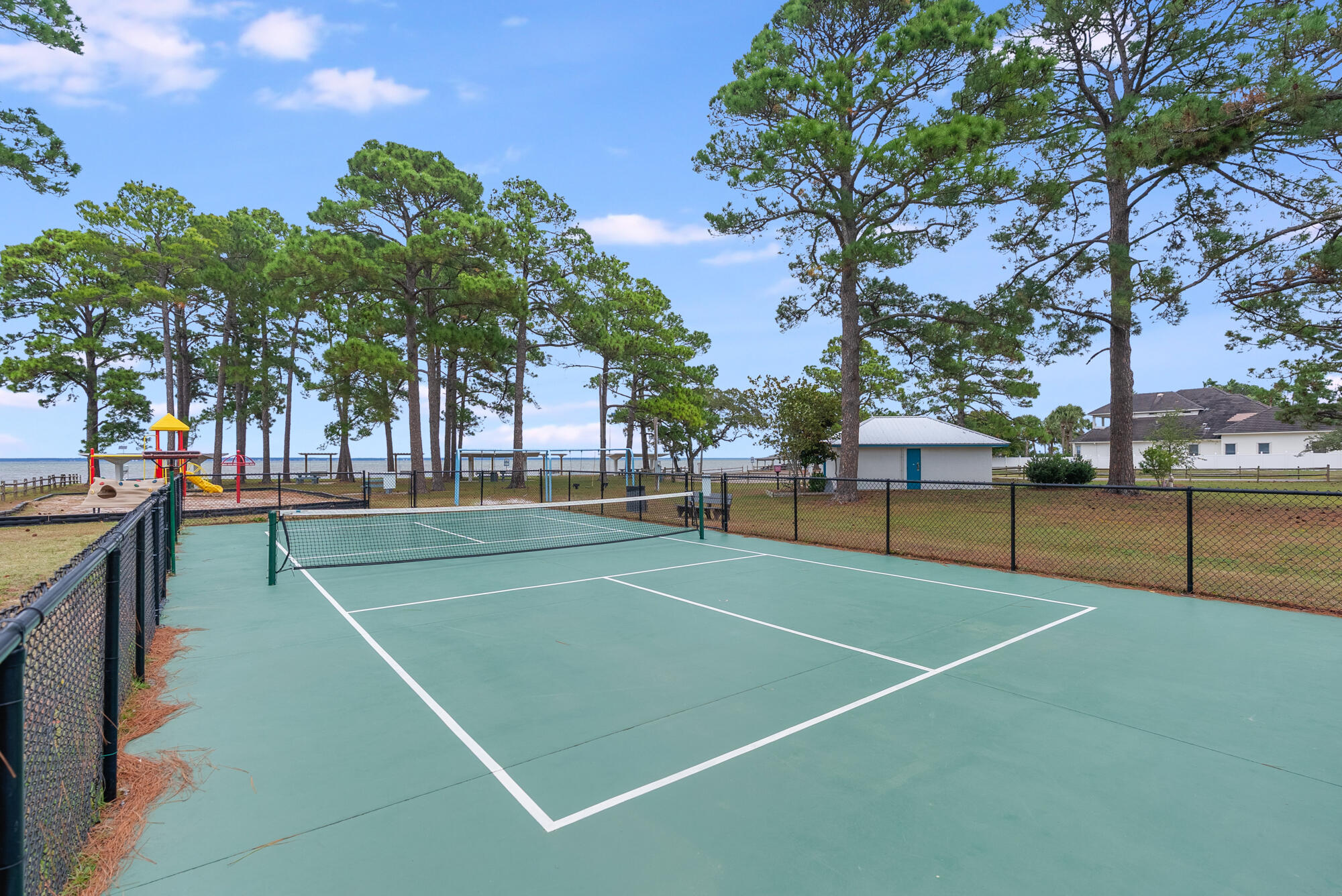 FLAMINGO BEACH - Residential