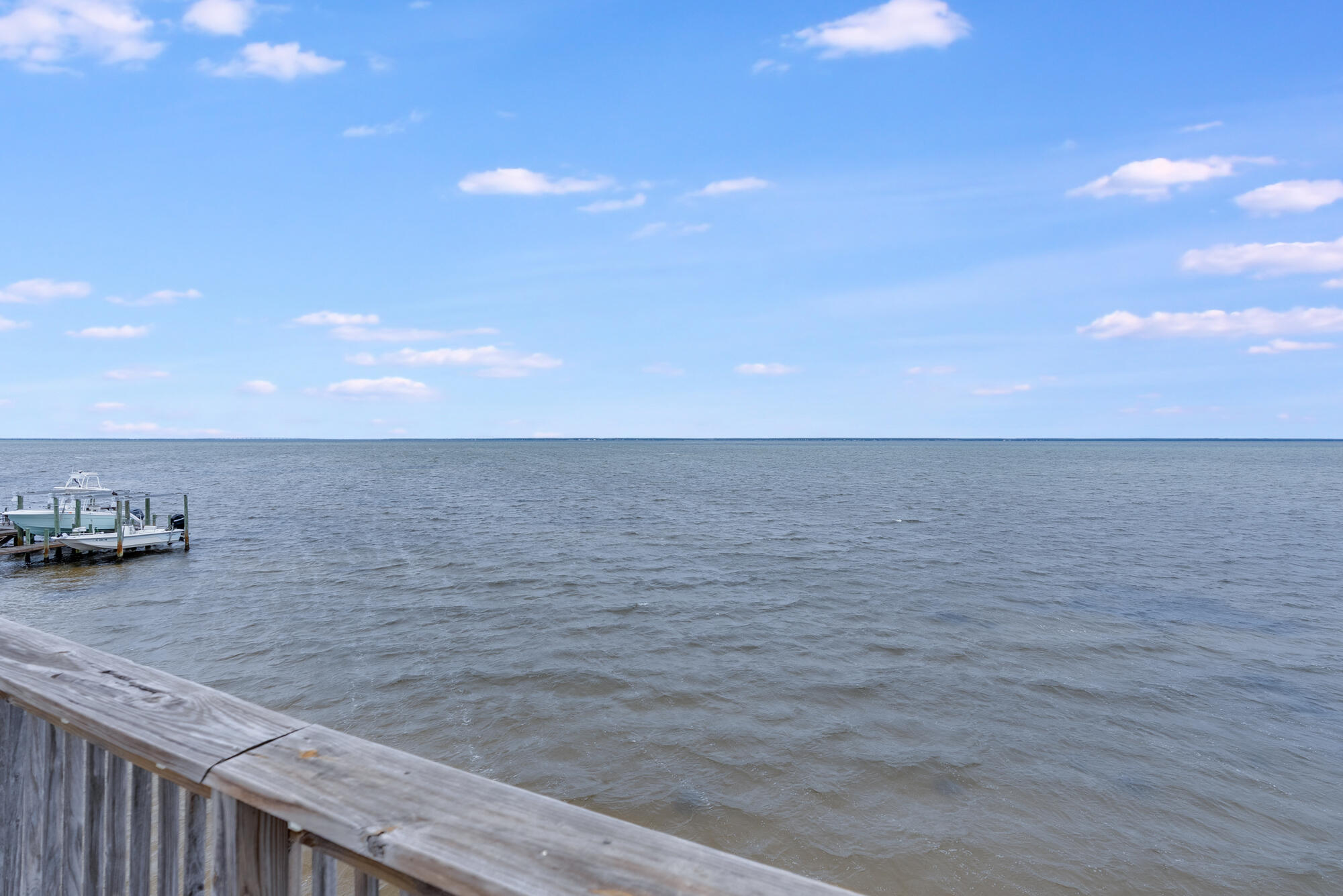 FLAMINGO BEACH - Residential