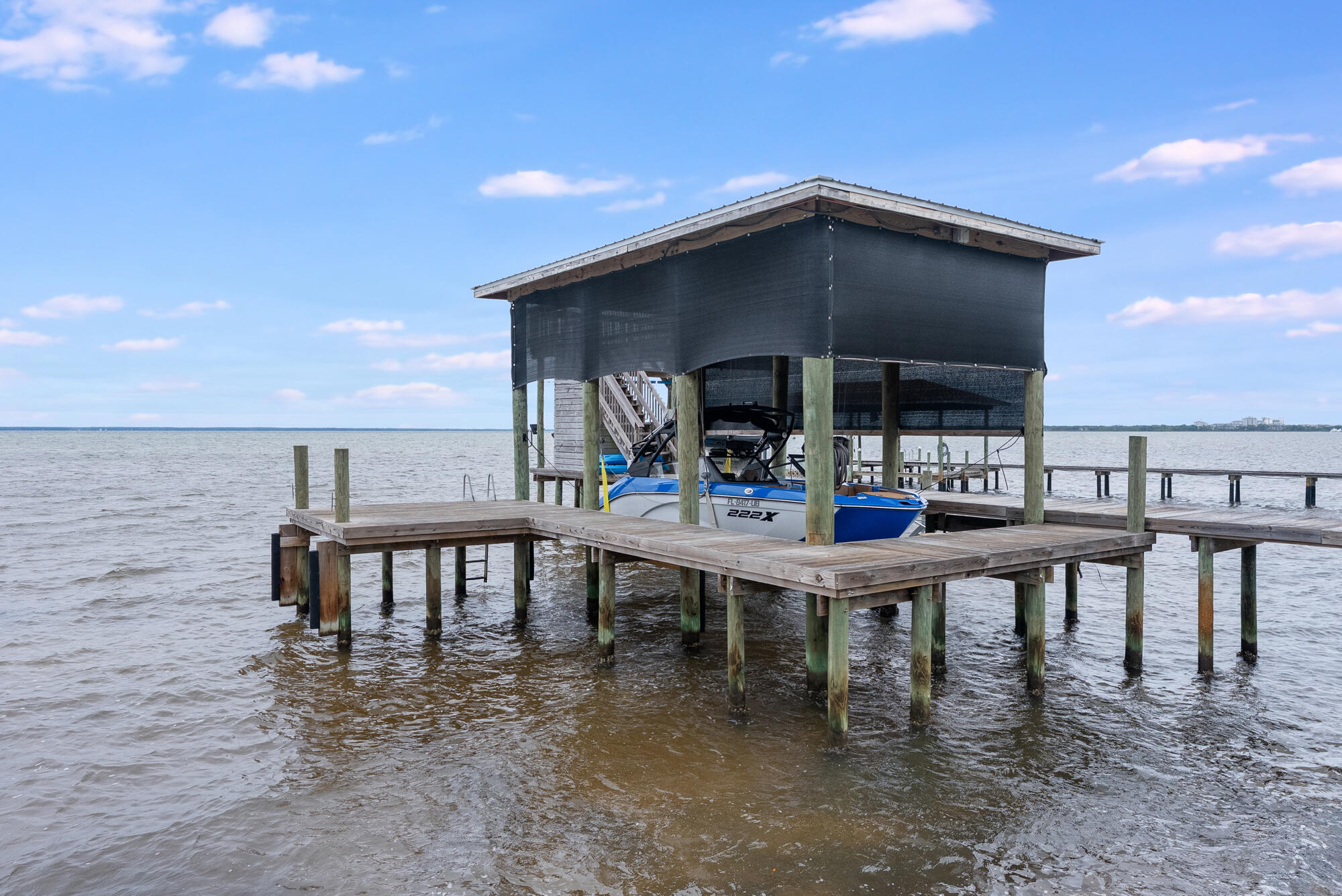 FLAMINGO BEACH - Residential