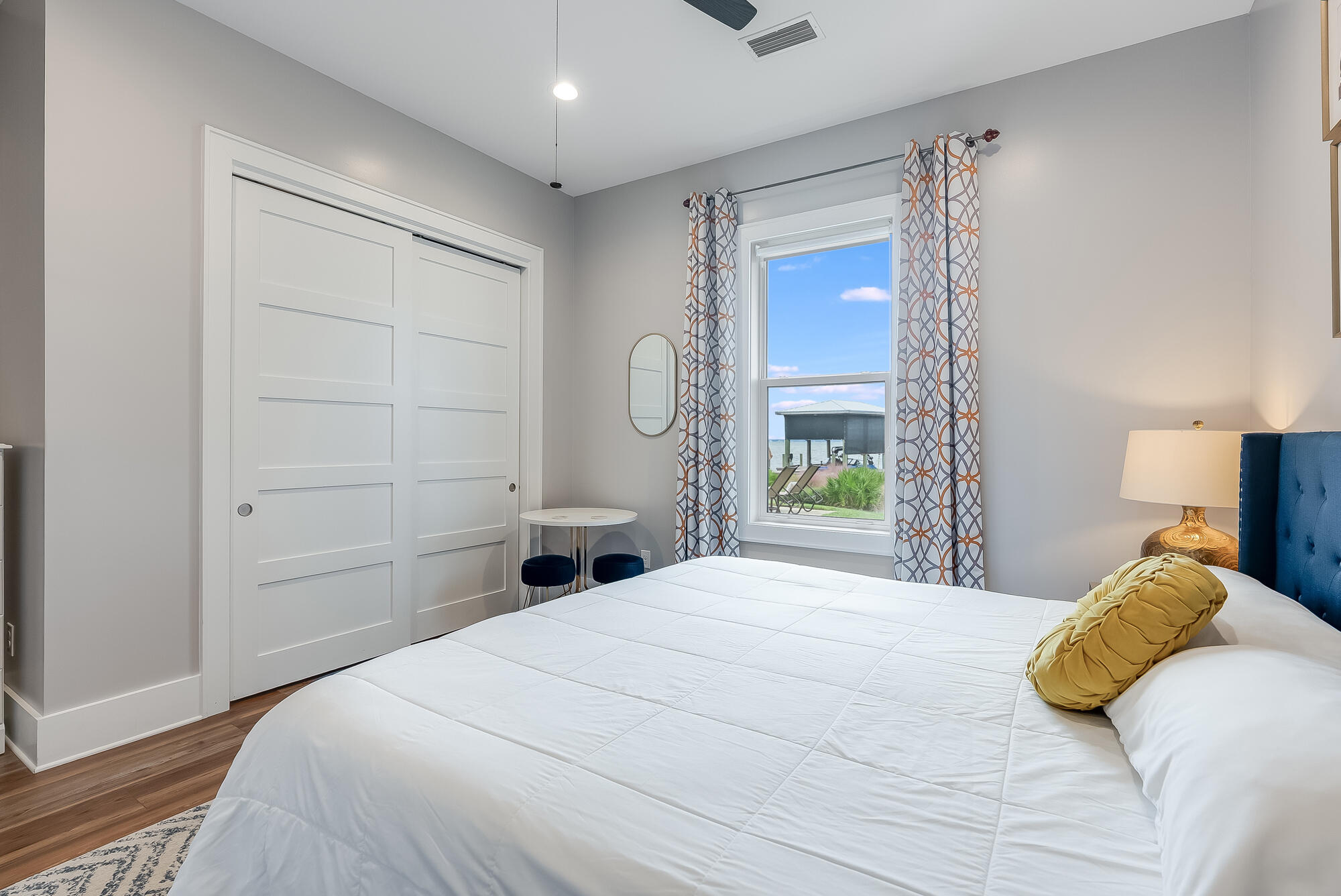 FLAMINGO BEACH - Residential