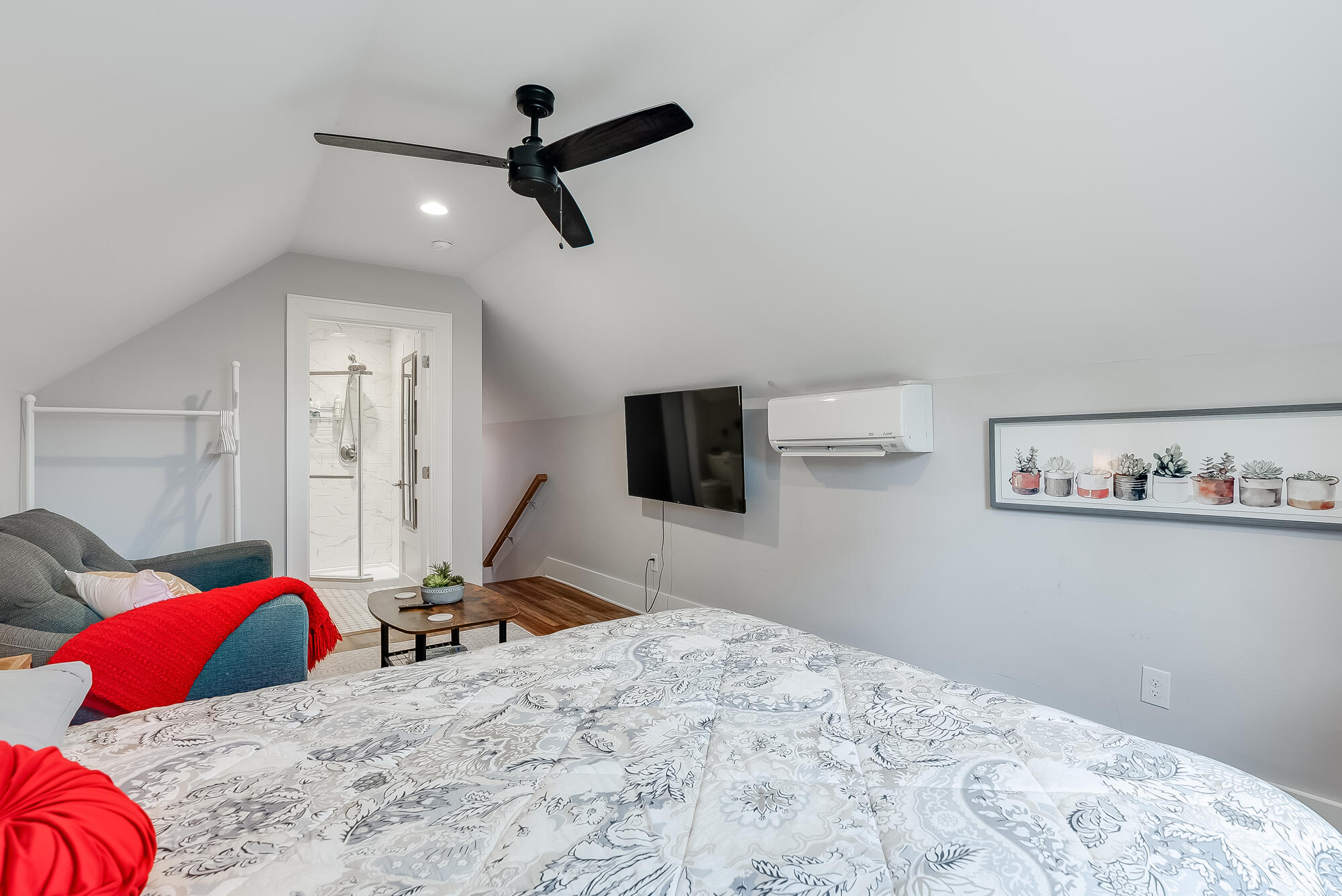 FLAMINGO BEACH - Residential