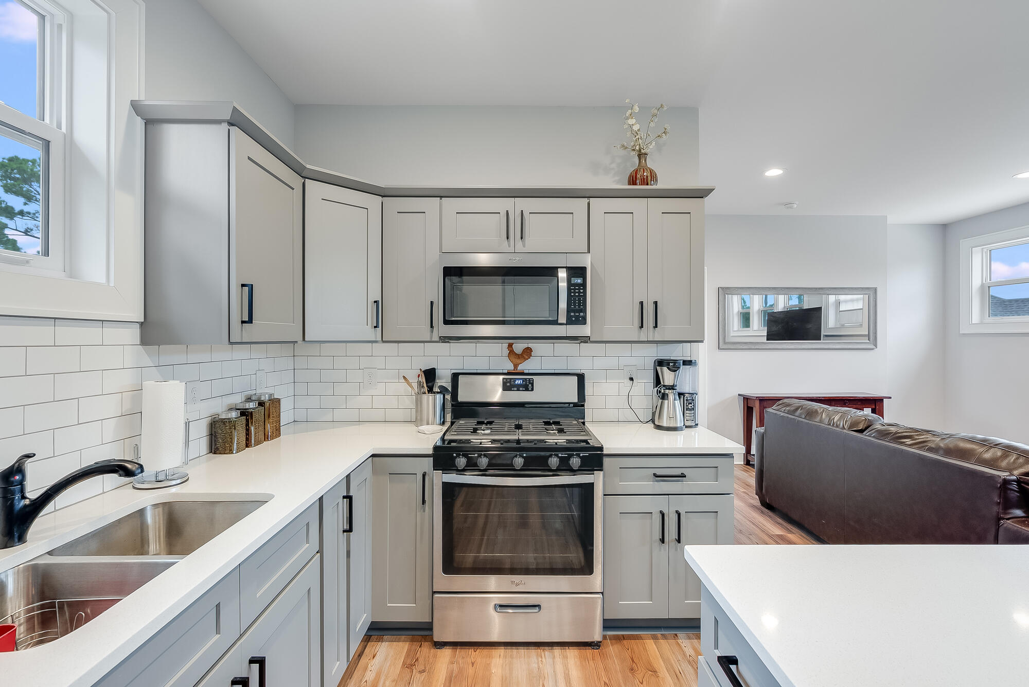 FLAMINGO BEACH - Residential