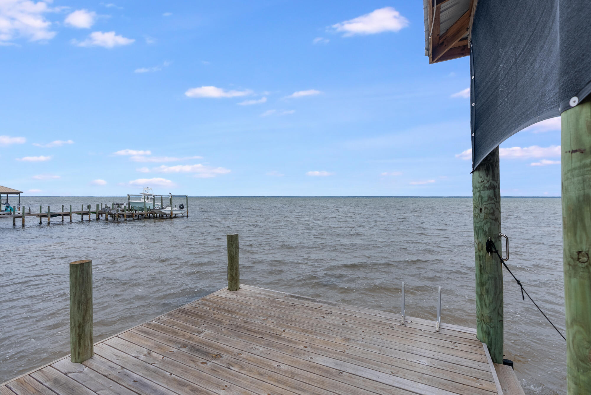 FLAMINGO BEACH - Residential