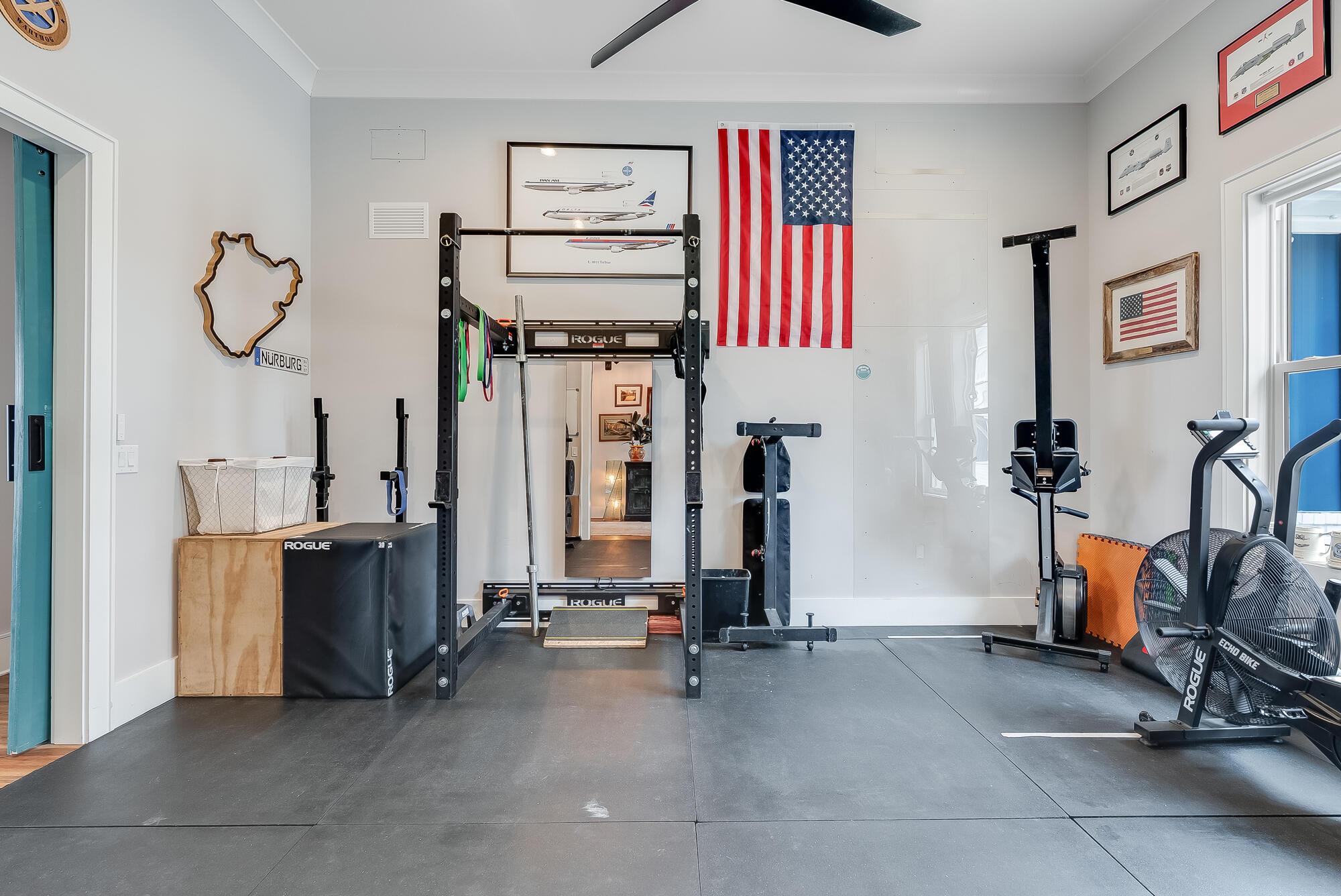 FLAMINGO BEACH - Residential