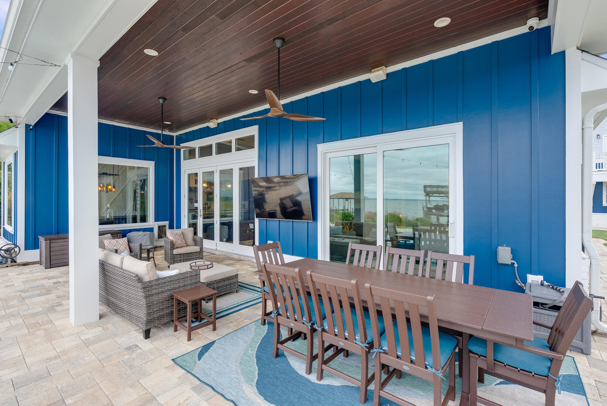 FLAMINGO BEACH - Residential