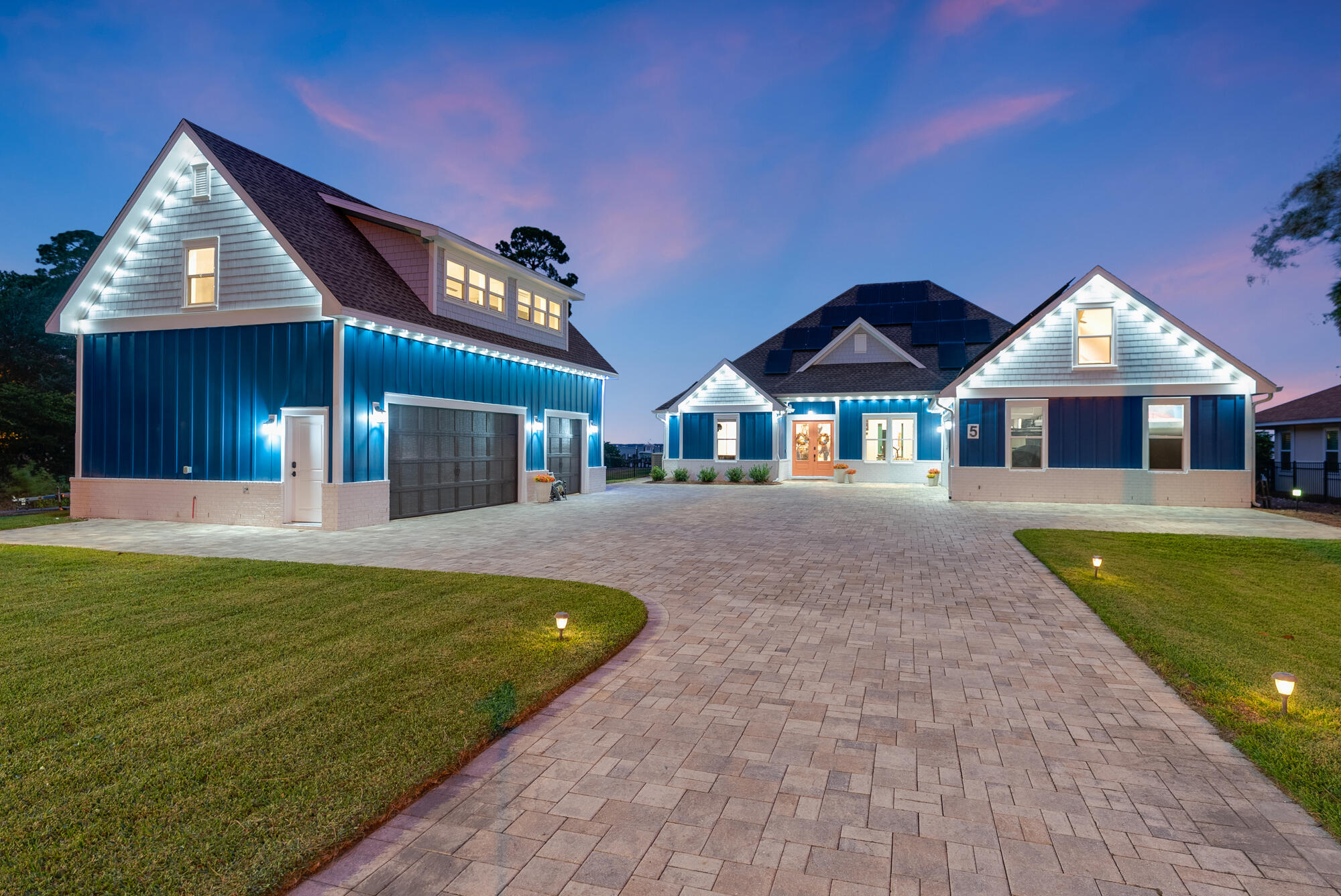 FLAMINGO BEACH - Residential