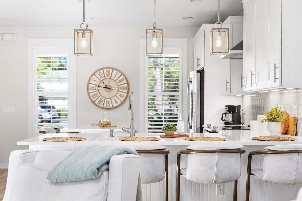 LAUREL GROVE - Residential