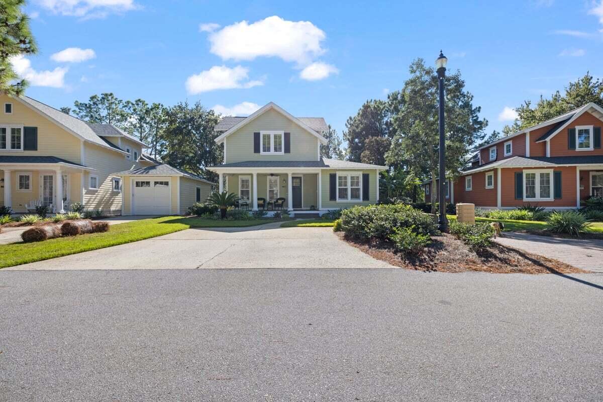 LAUREL GROVE - Residential