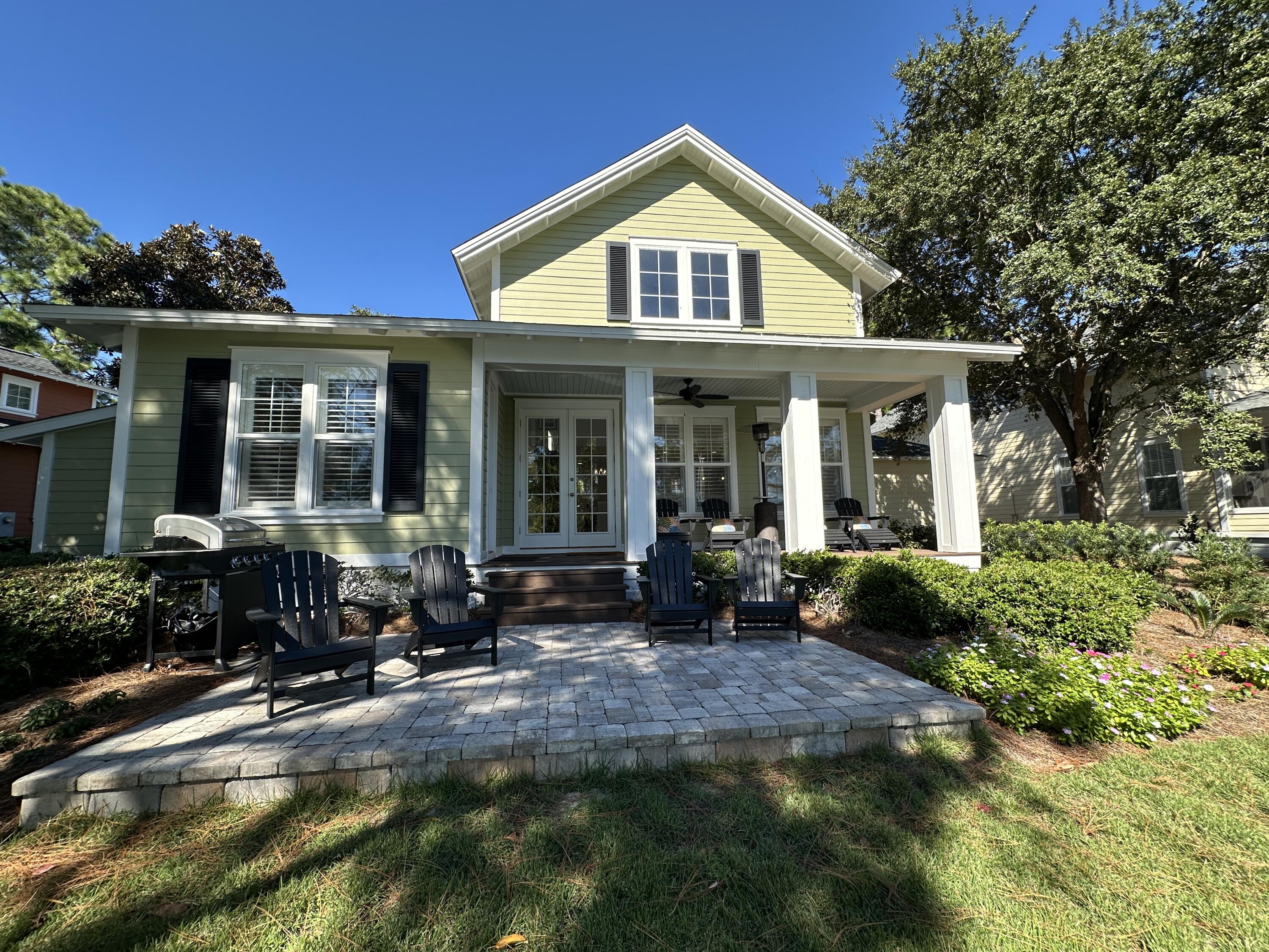 LAUREL GROVE - Residential