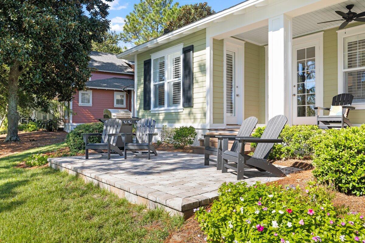 LAUREL GROVE - Residential