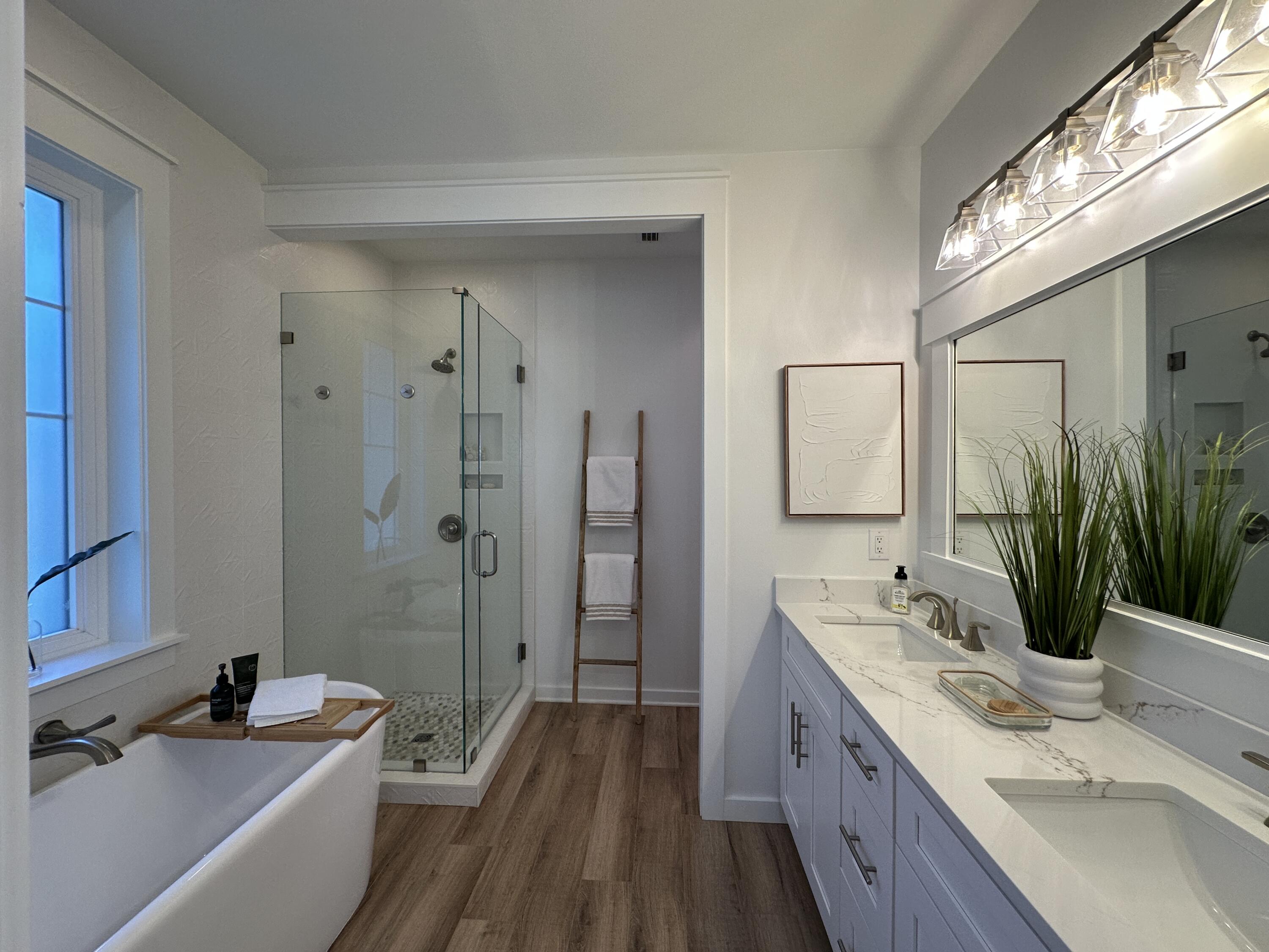 LAUREL GROVE - Residential