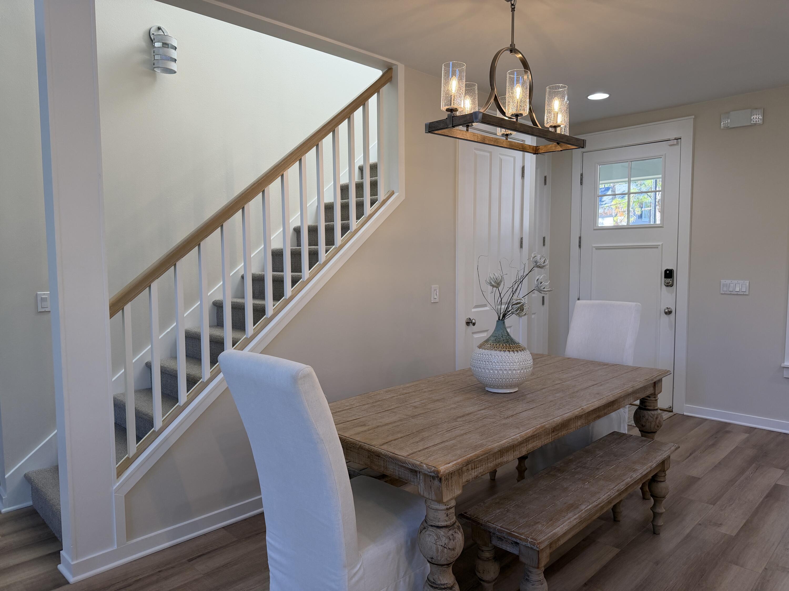 LAUREL GROVE - Residential