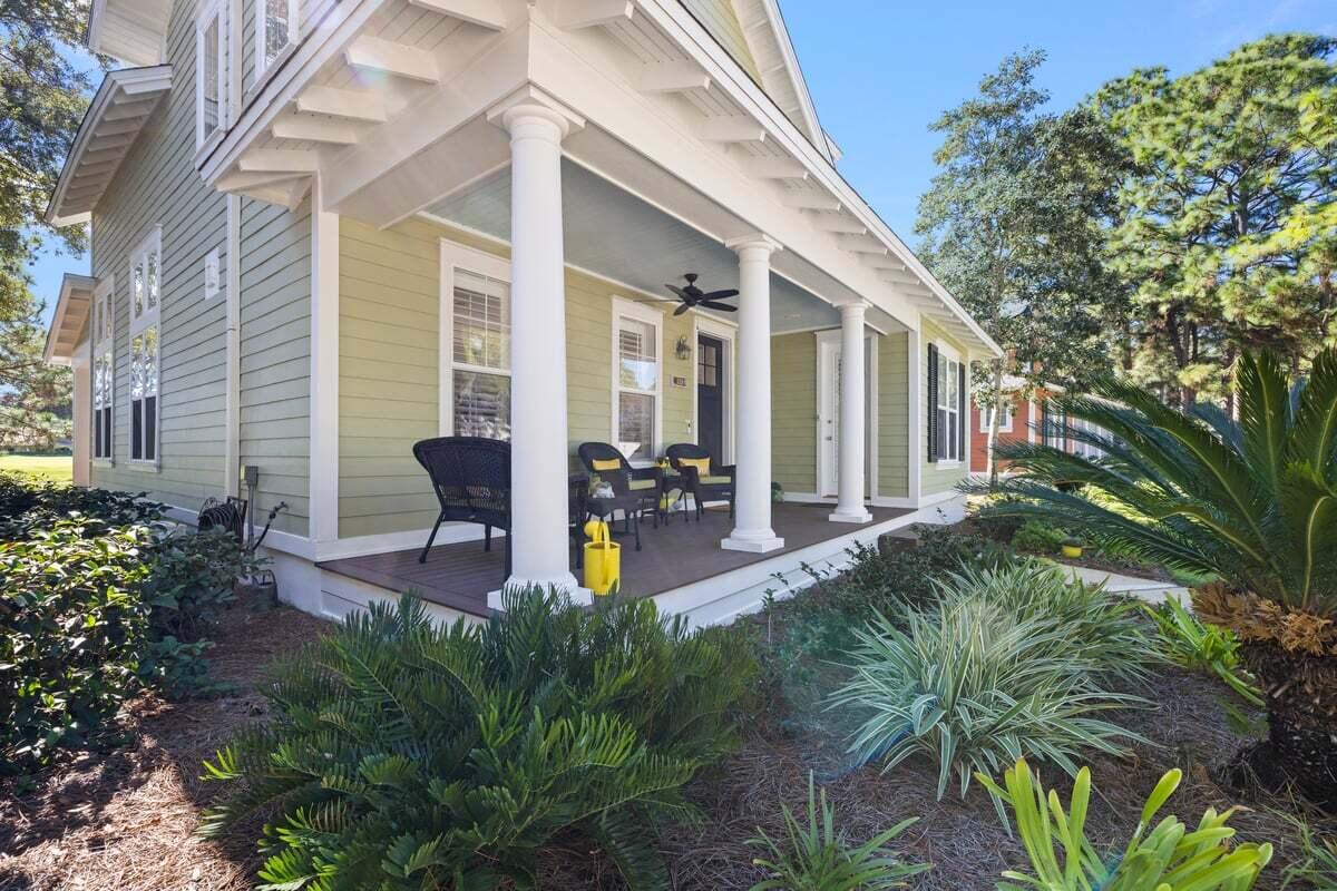 LAUREL GROVE - Residential