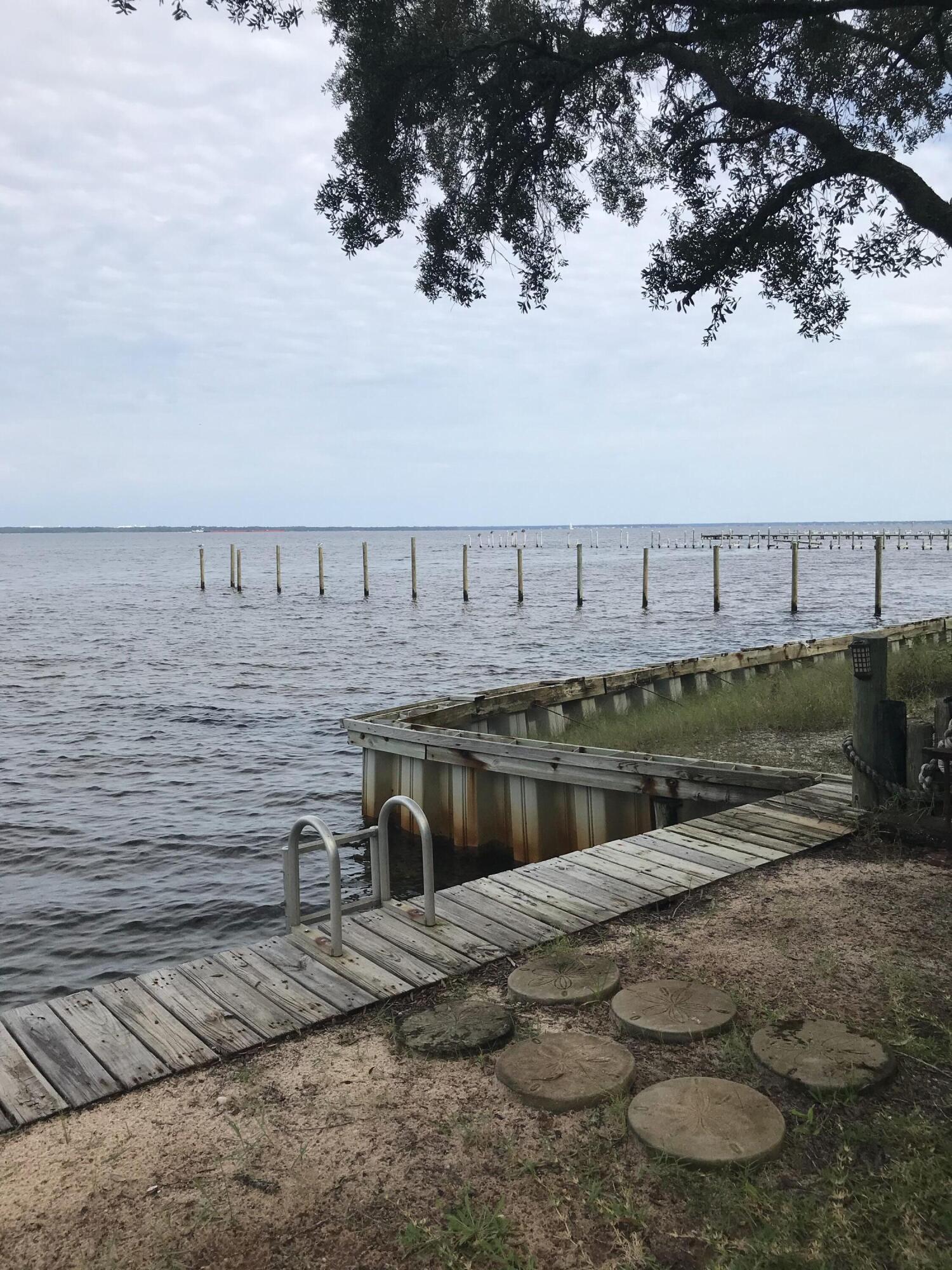 CALHOUN S/D TO DESTIN - Land