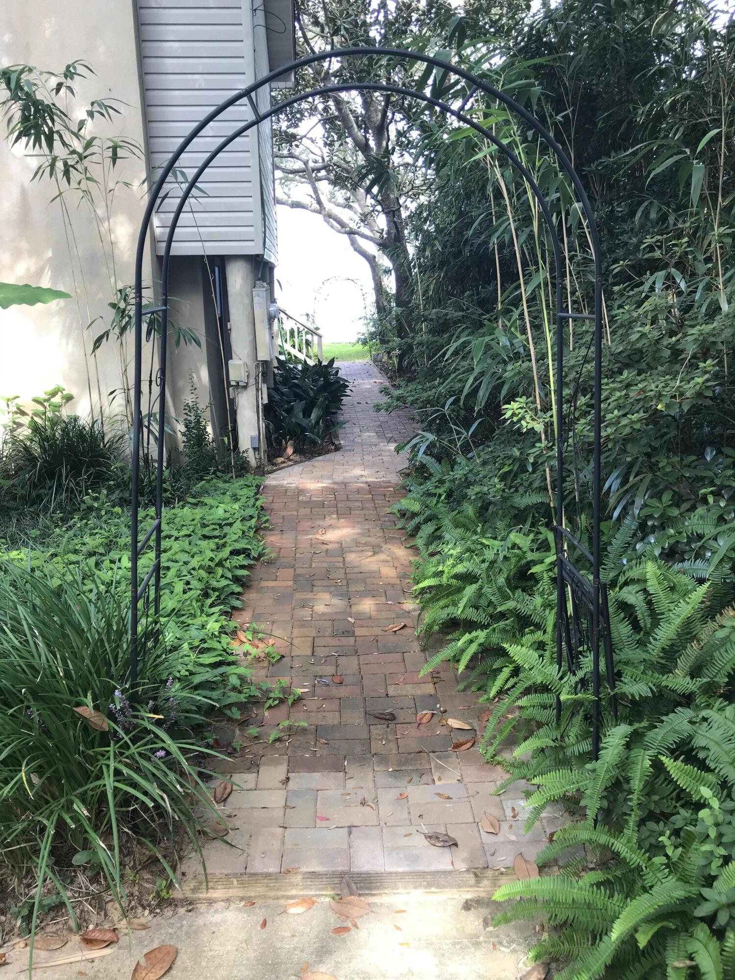 CALHOUN S/D TO DESTIN - Land