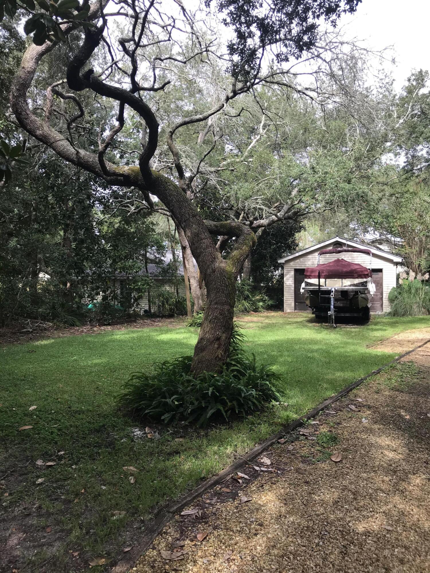 CALHOUN S/D TO DESTIN - Land