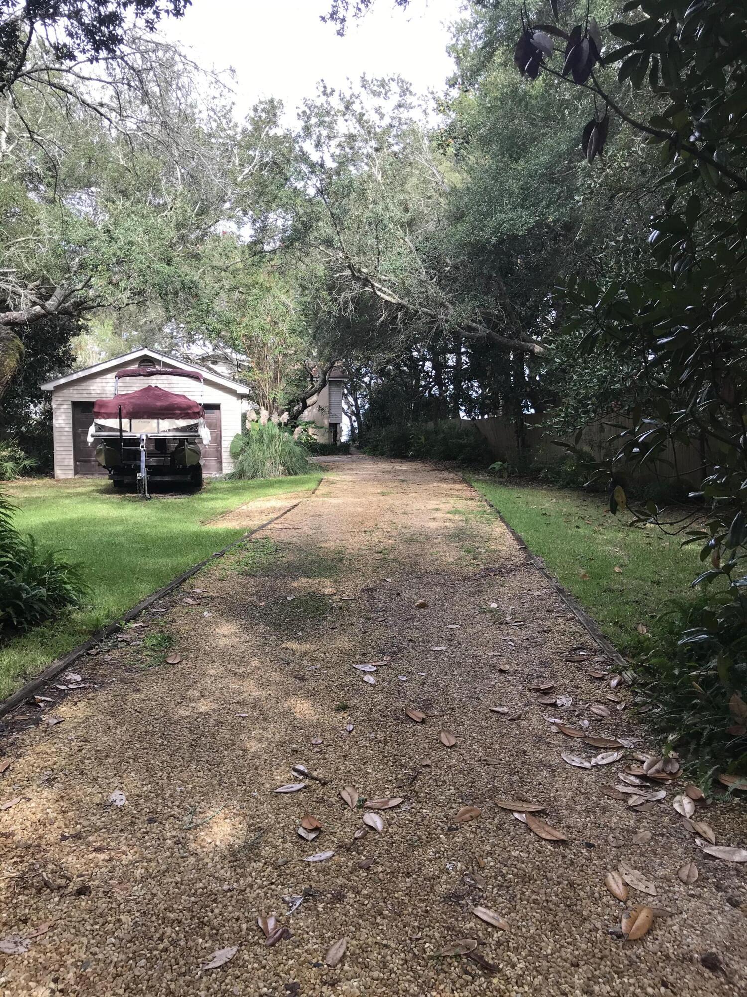 CALHOUN S/D TO DESTIN - Land