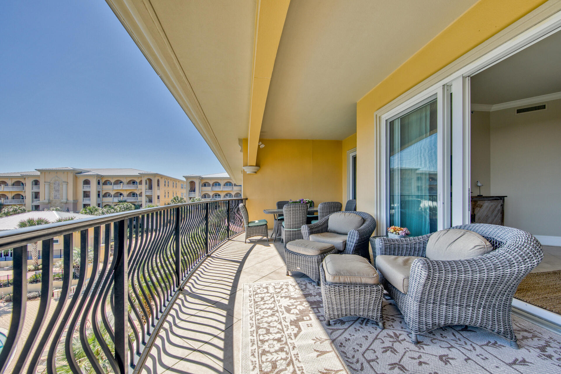 ADAGIO - Residential