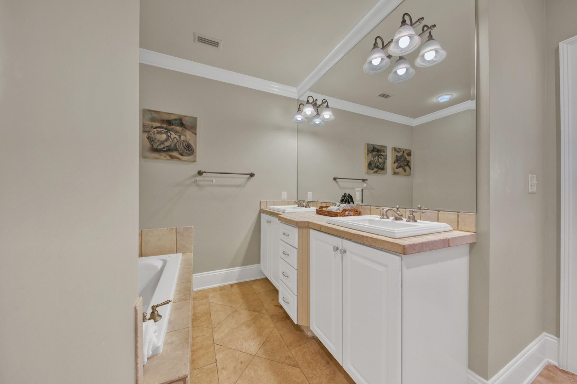 ADAGIO - Residential