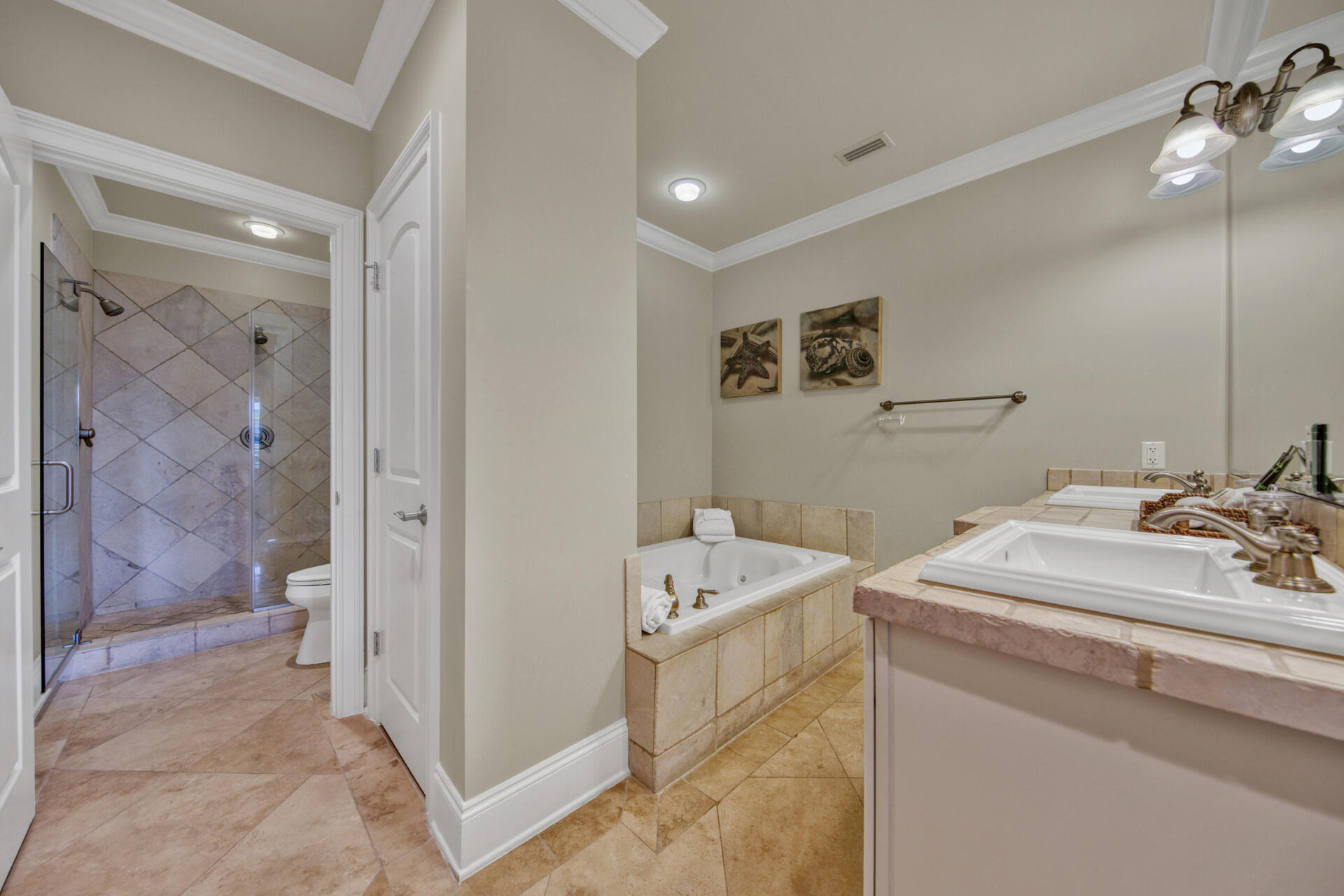 ADAGIO - Residential