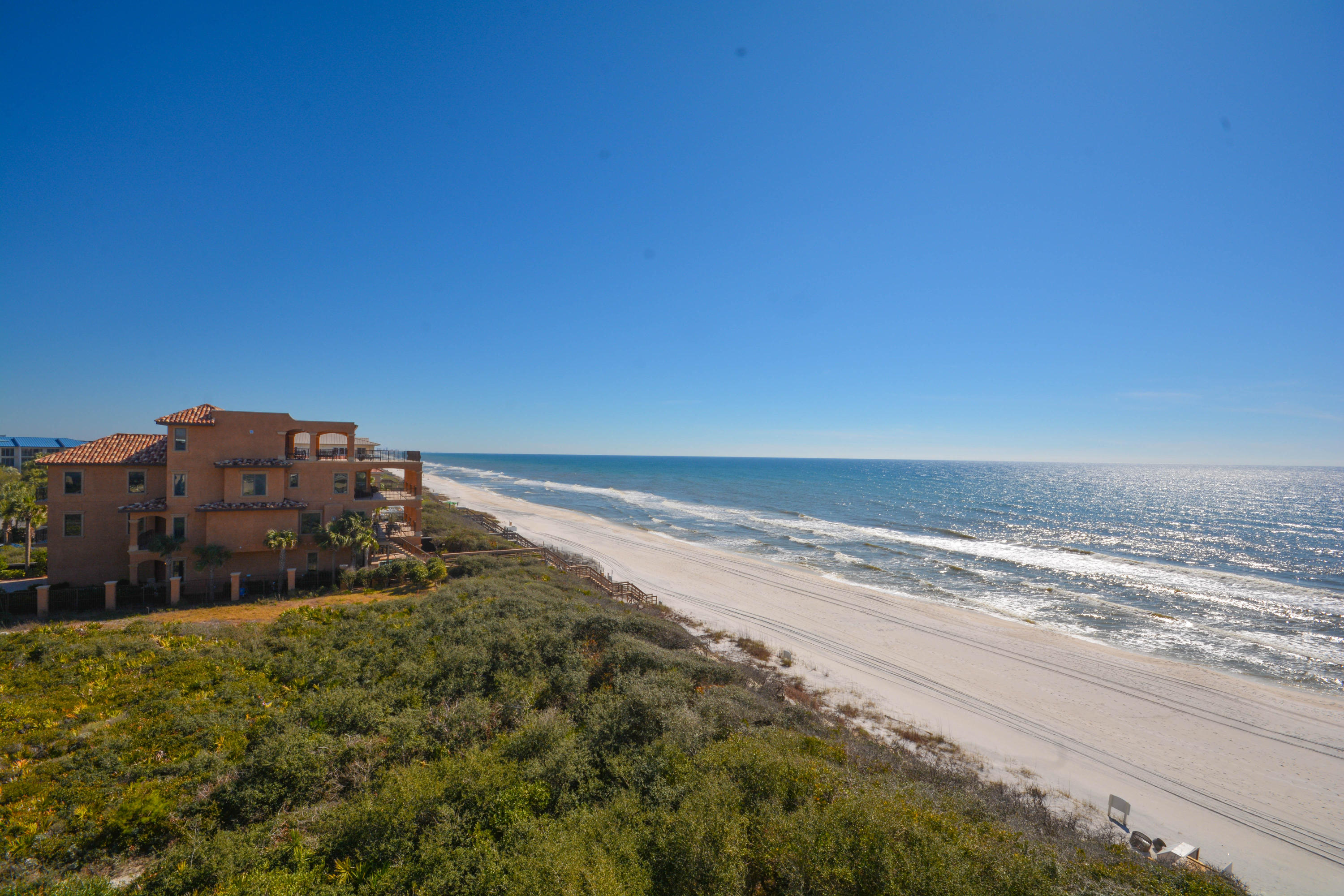 VILLAS AT SUNSET BEACH - Residential