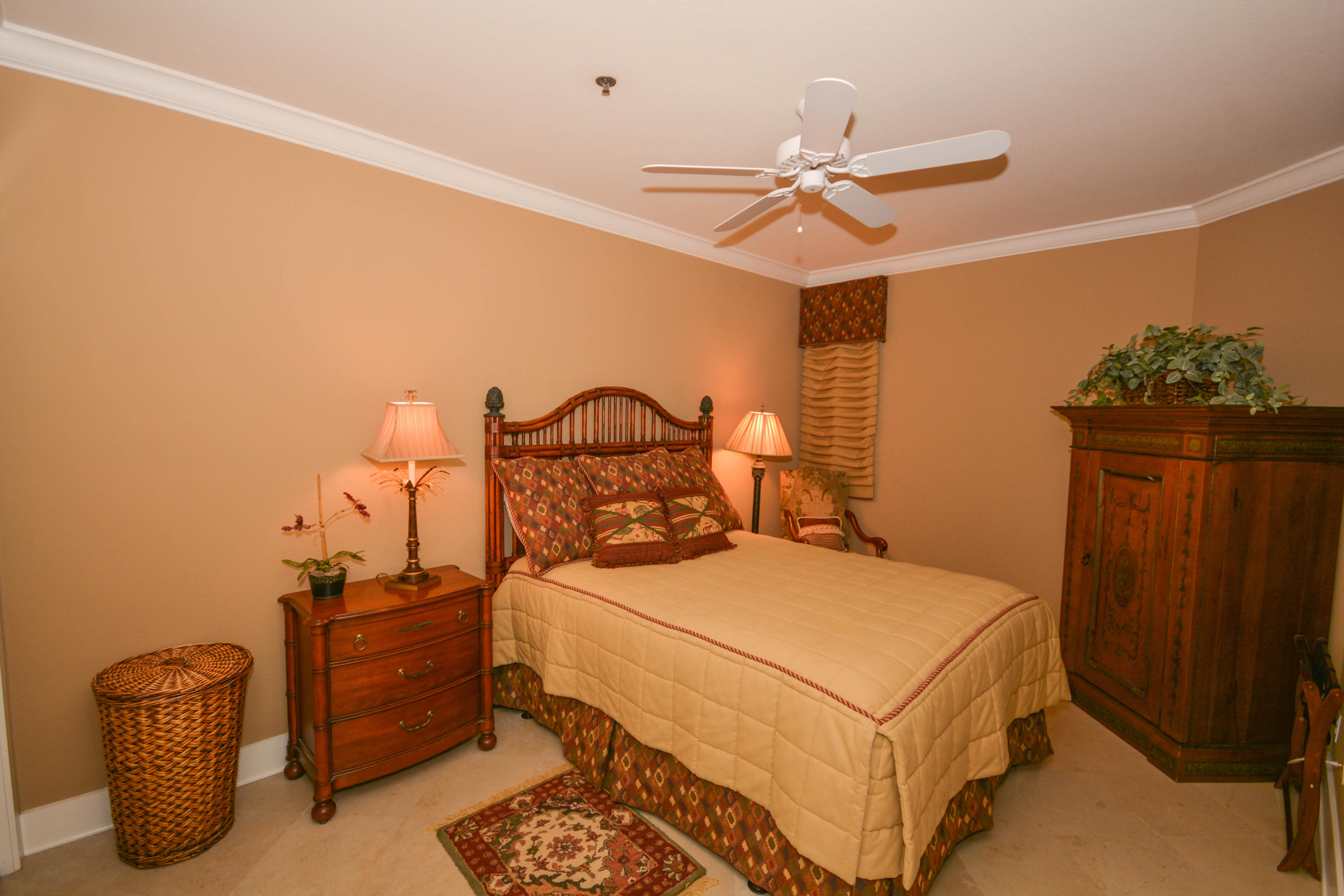 VILLAS AT SUNSET BEACH - Residential