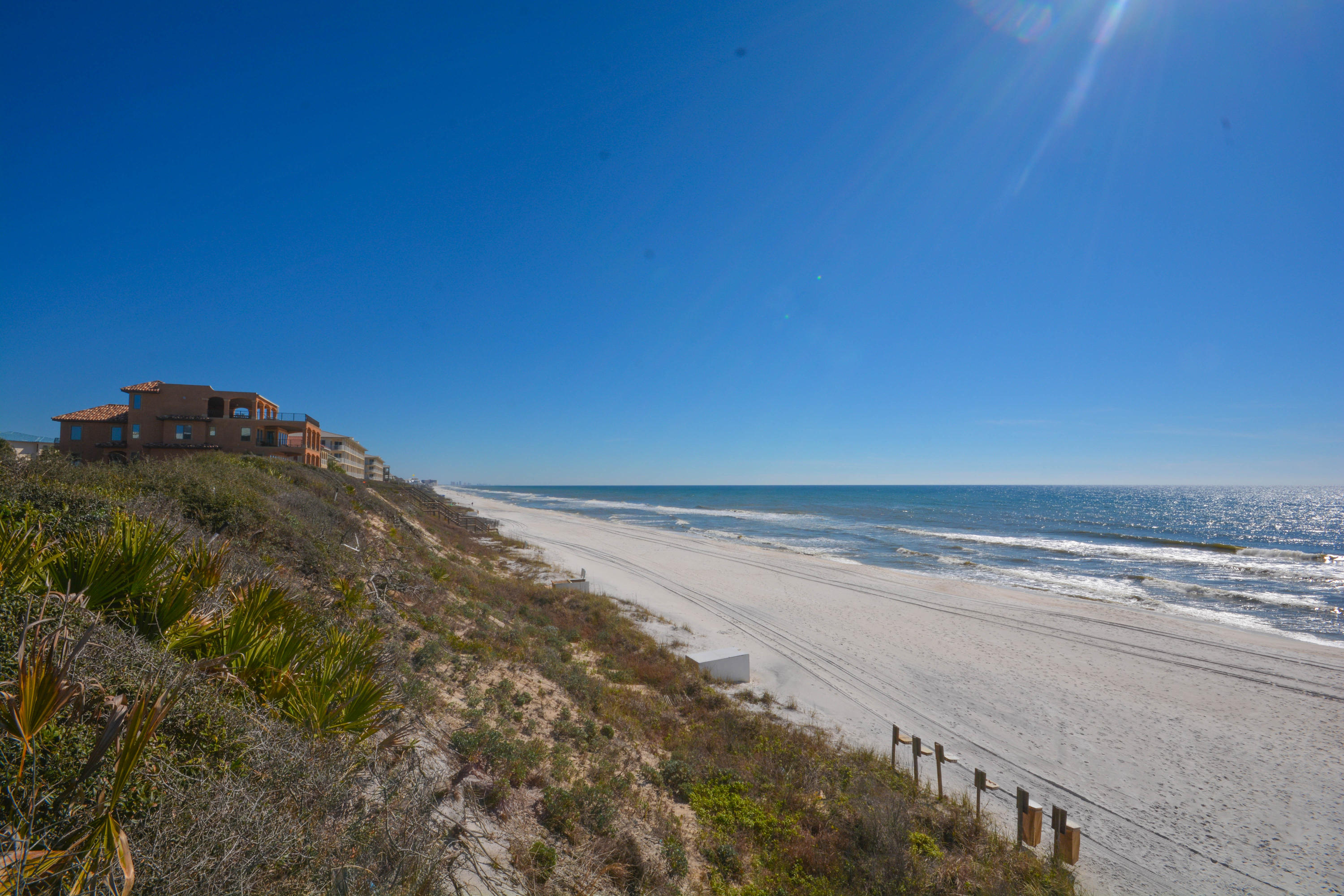 VILLAS AT SUNSET BEACH - Residential