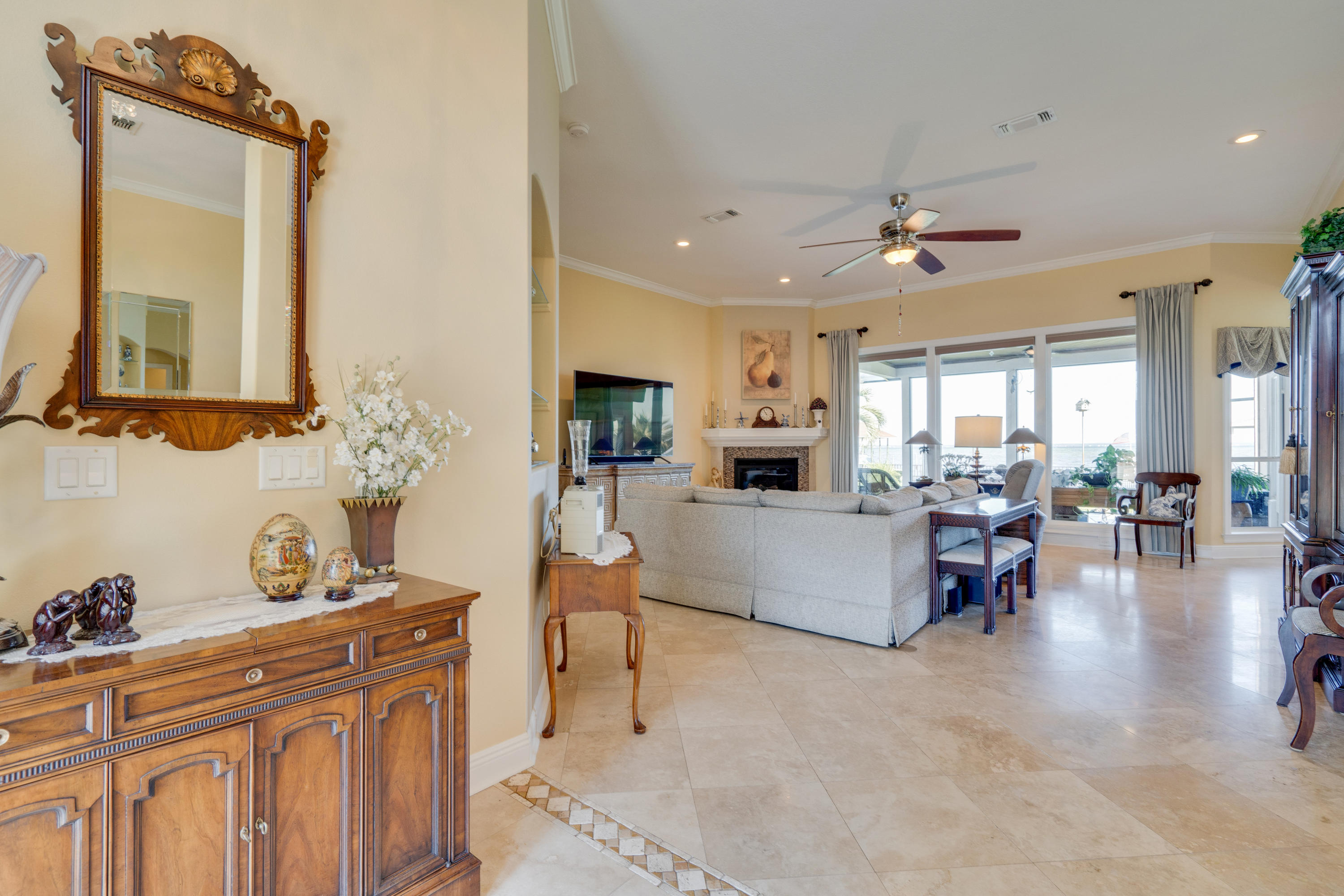 HOLIDAY SHORES ESTATES - Residential