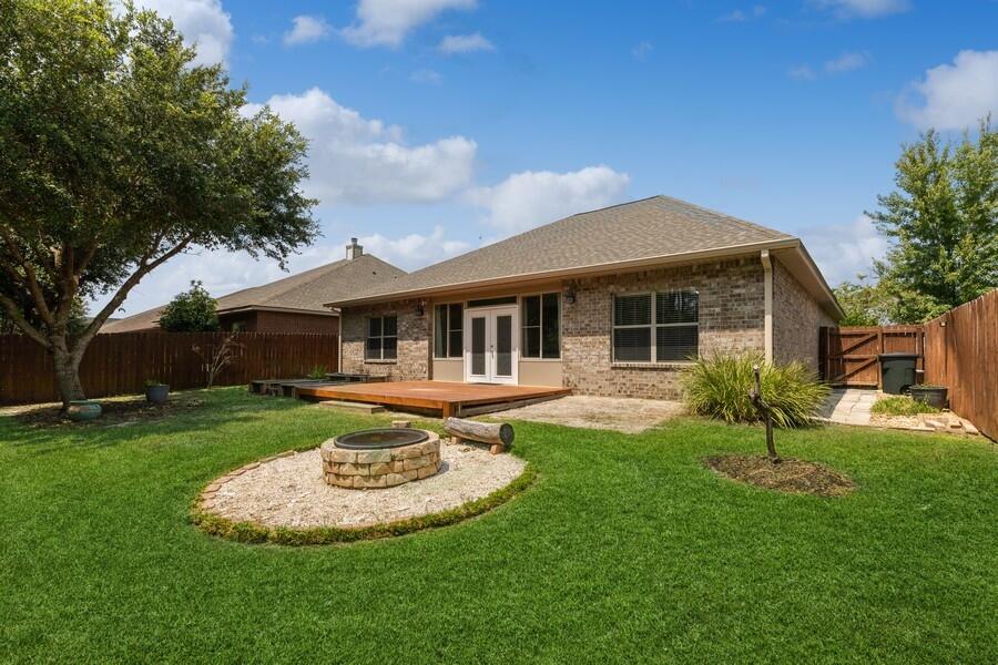Whispering Lake - Residential