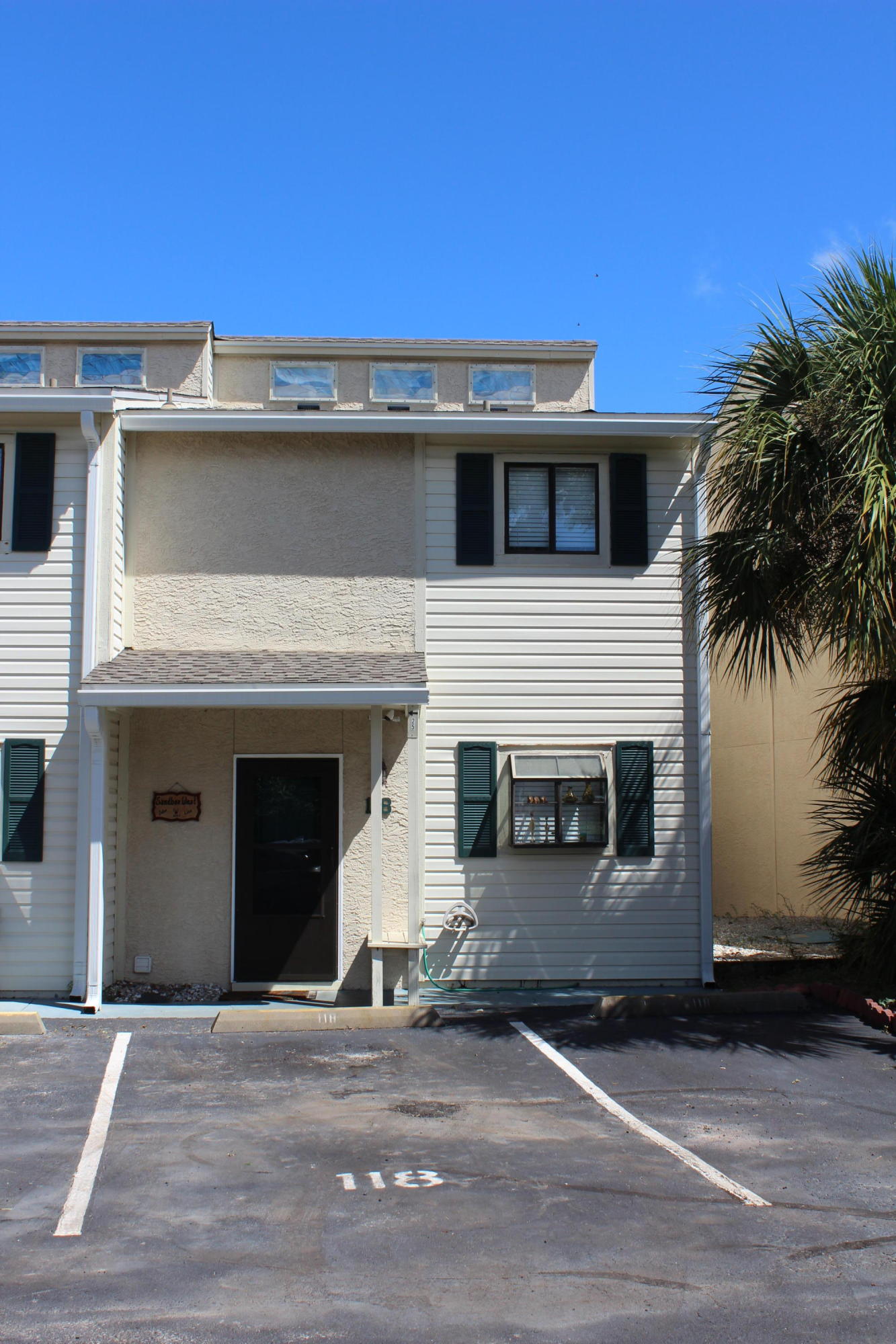 MISTY COVE T/H PH 1 - Residential