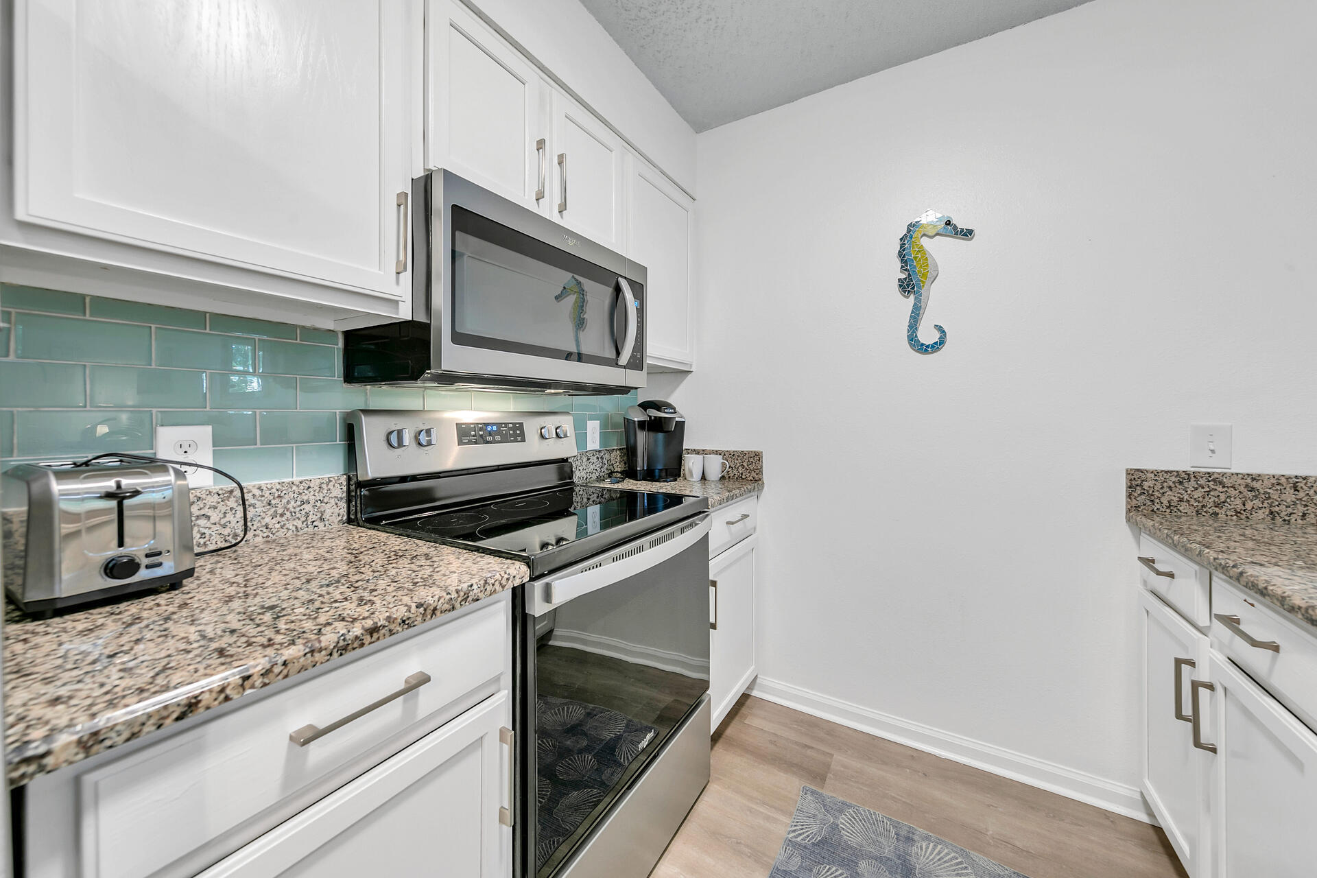 POINTE OF VIEW - Residential