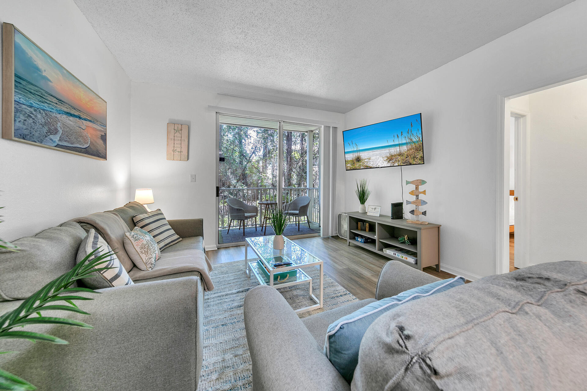 POINTE OF VIEW - Residential