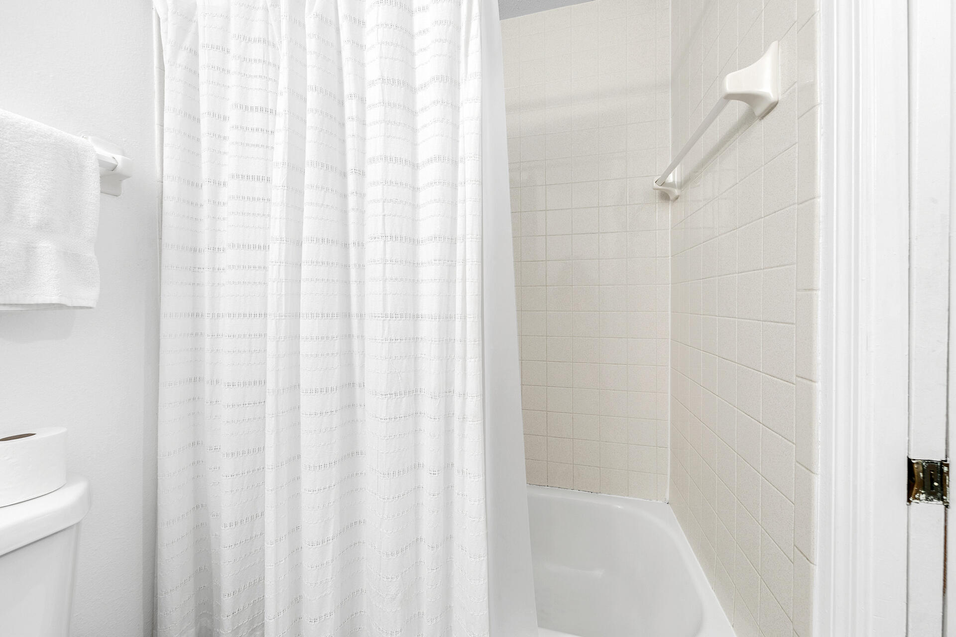 POINTE OF VIEW - Residential