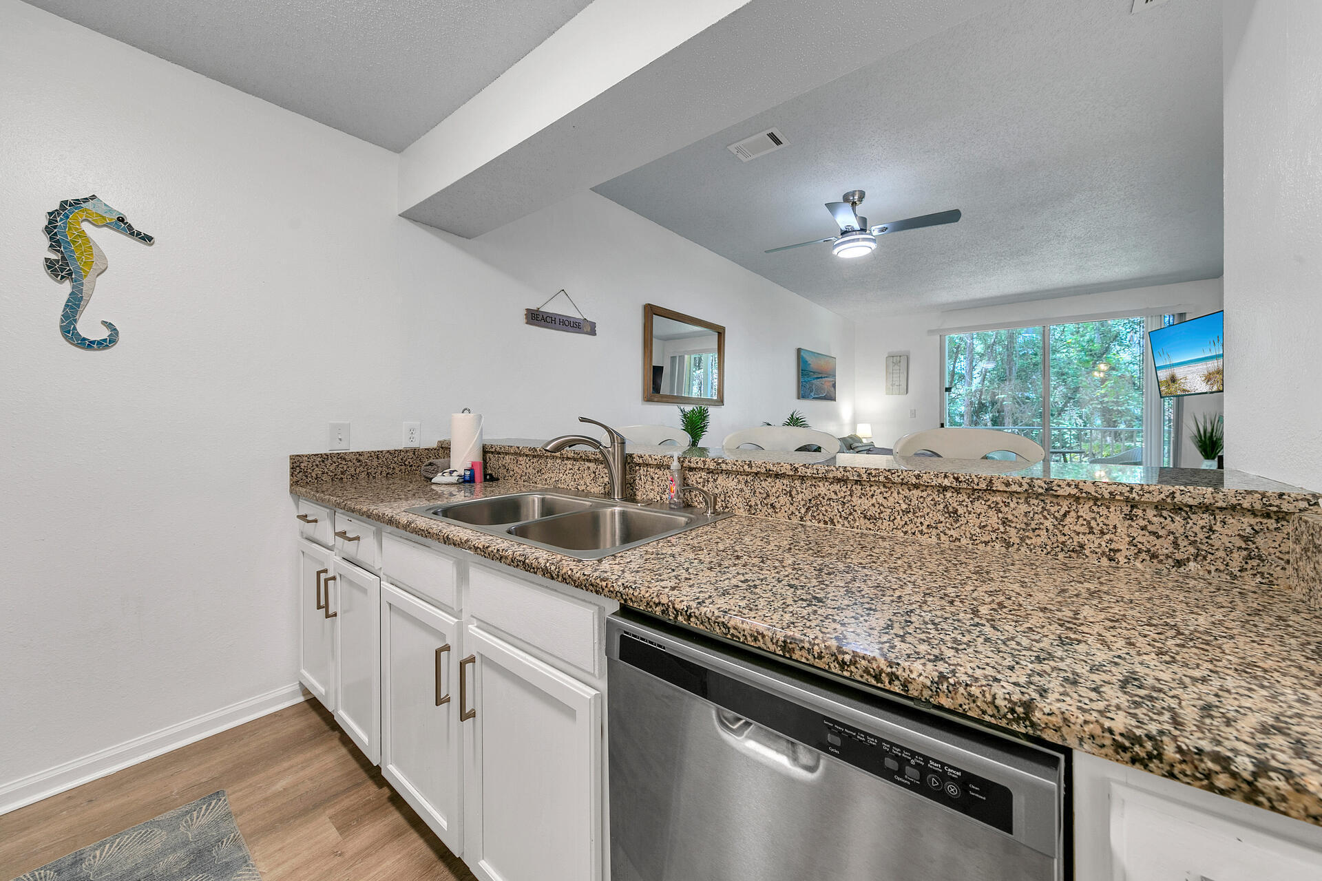 POINTE OF VIEW - Residential